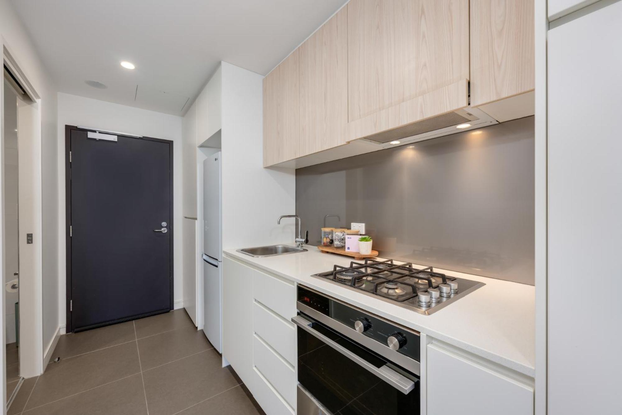 Beach Petite -CBD -Parking Options