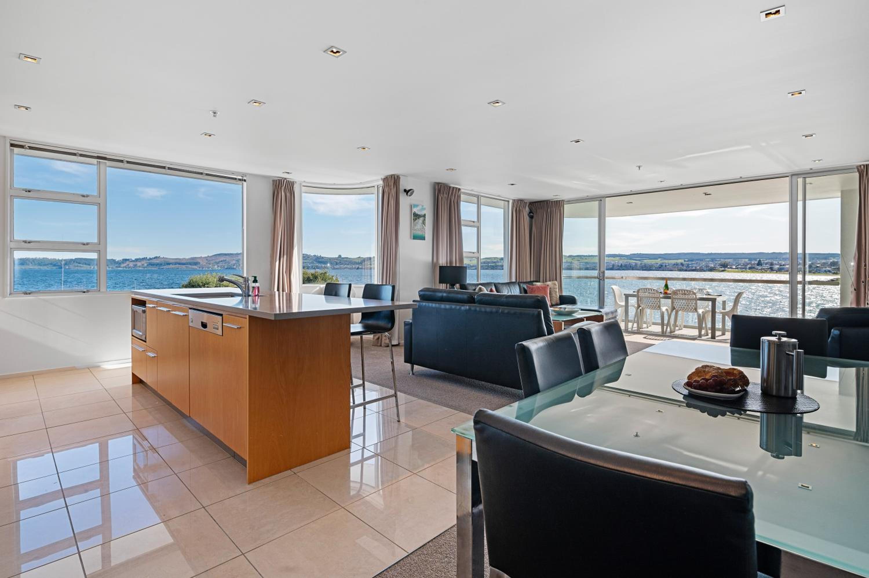 Waimahana Apartment 8