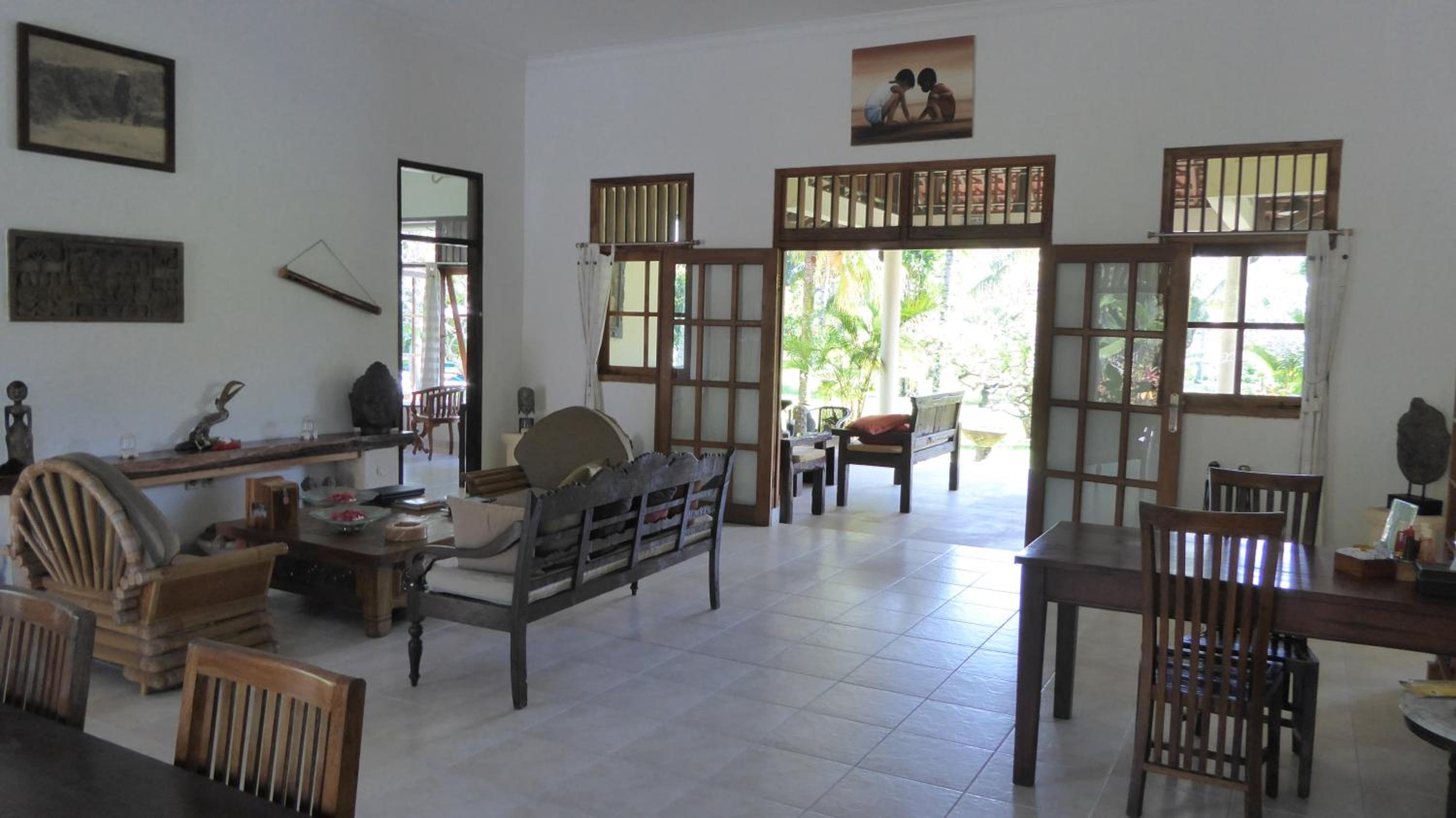 Rumah Kita Villa/hotel