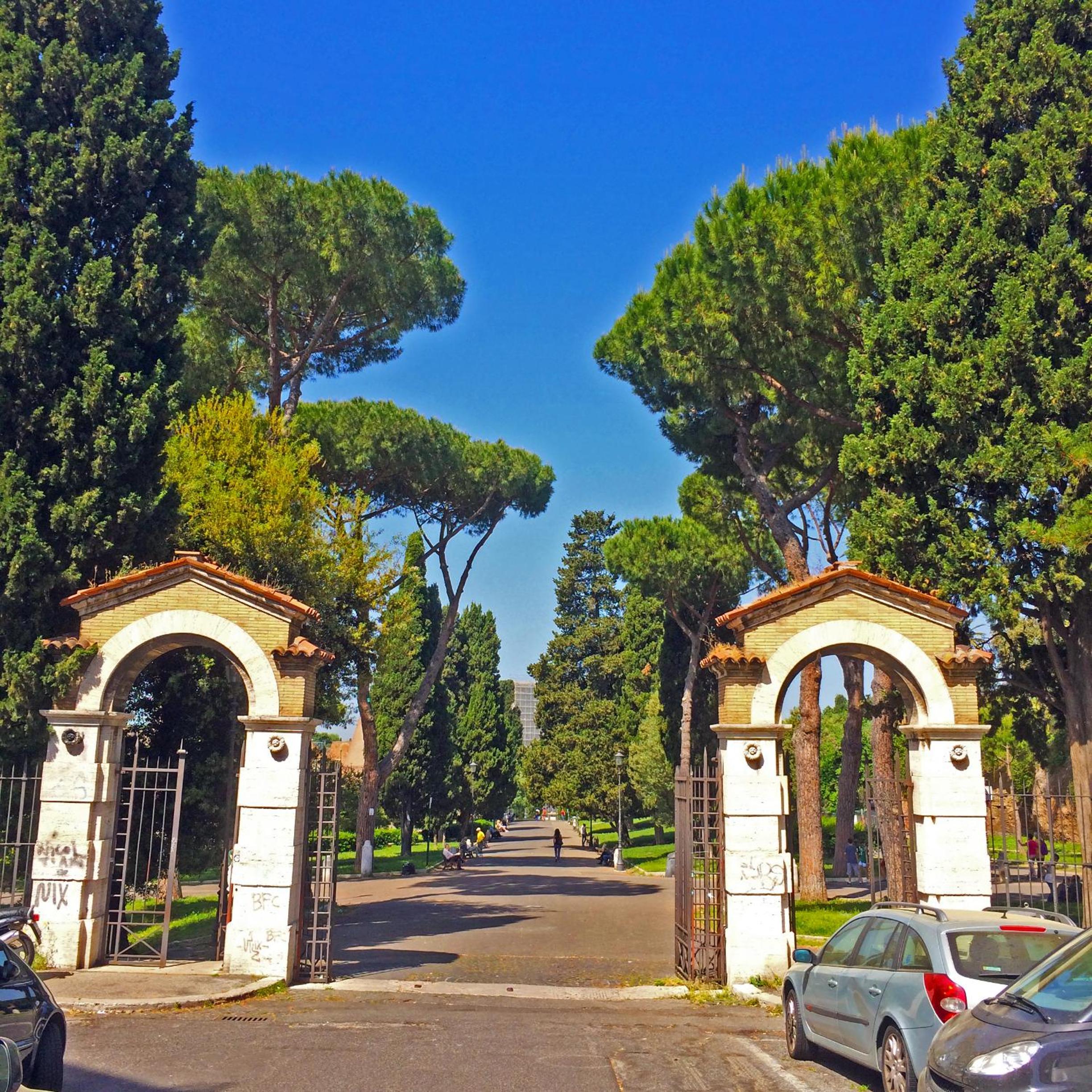 MICLAD Colosseum Guest House