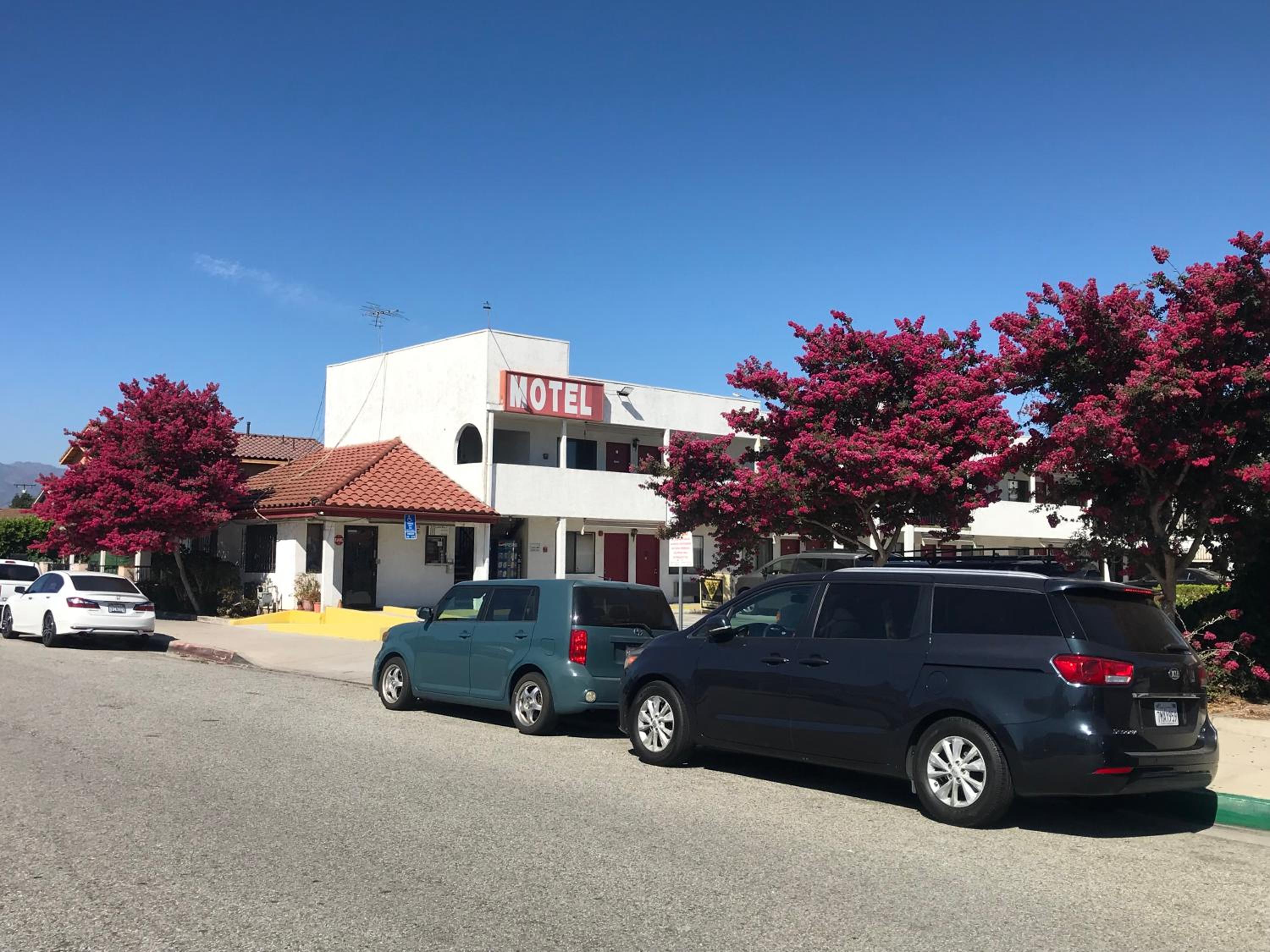 Eunice Plaza Motel