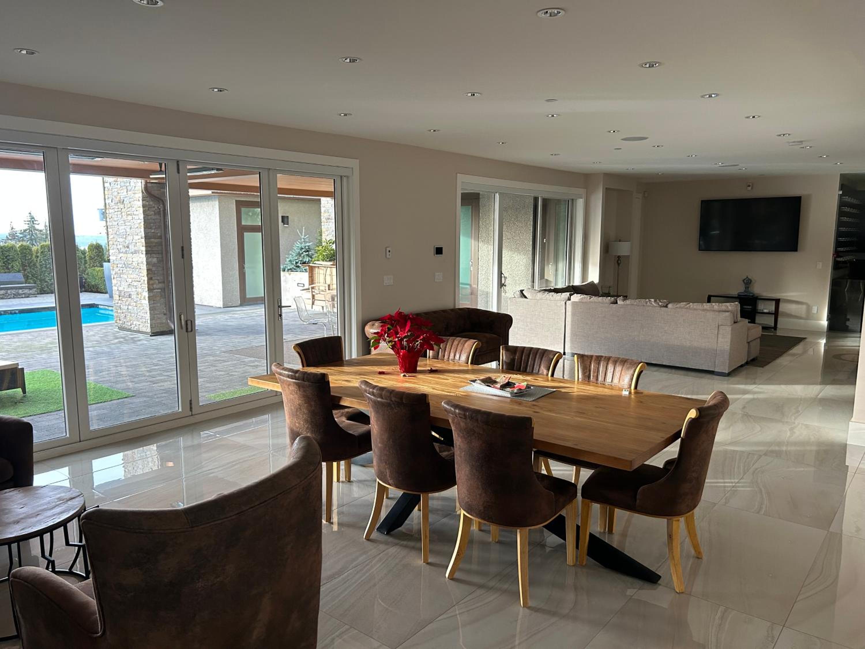 Luxury accomodation in West Vancouver