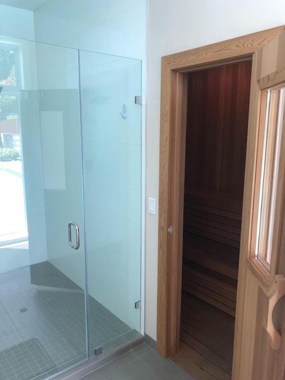 Luxury accomodation in West Vancouver