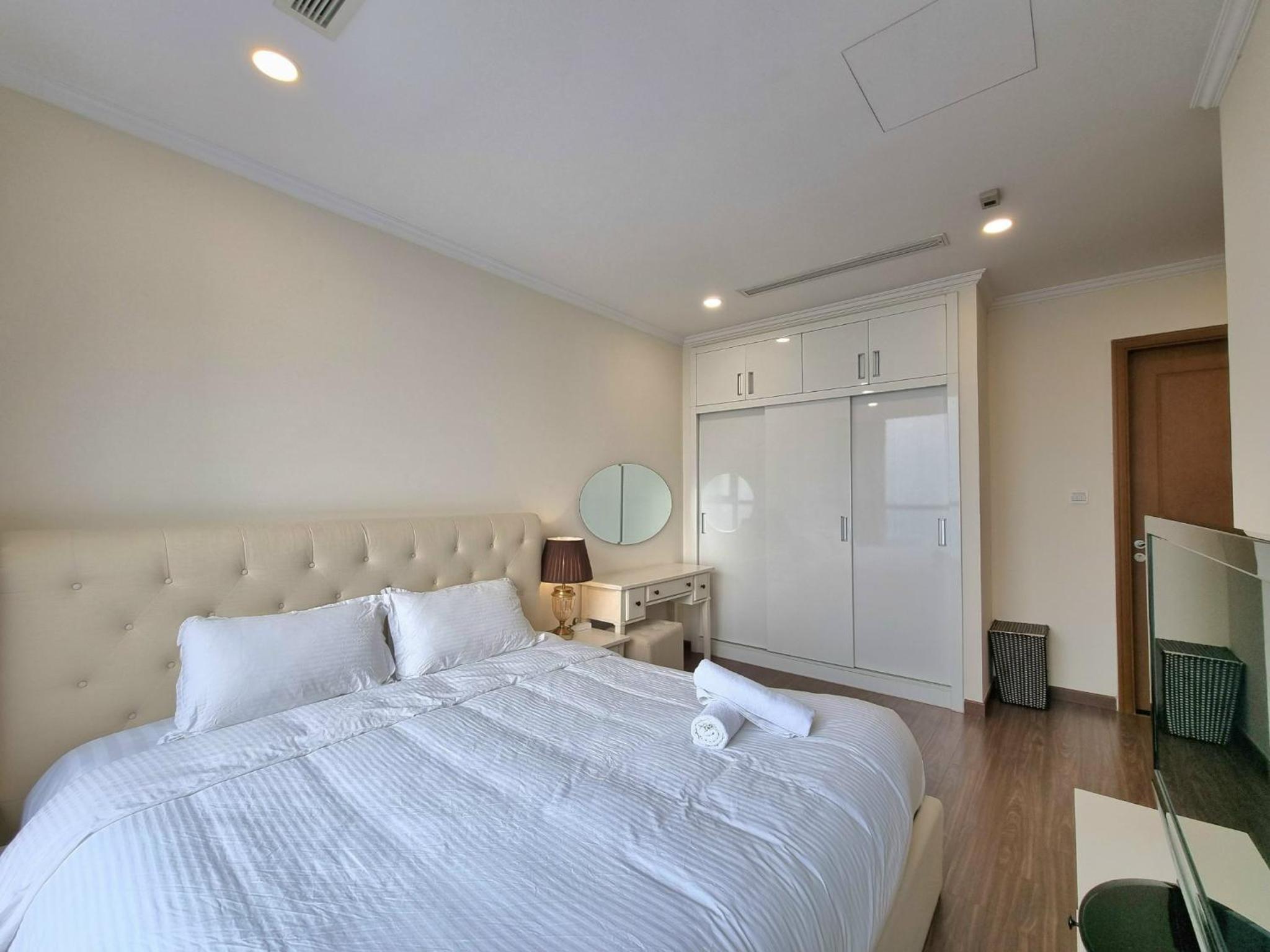 Vinhomes Central Park Luxury Apartment 1,2,3,4 bedroom, Landmark 81 area
