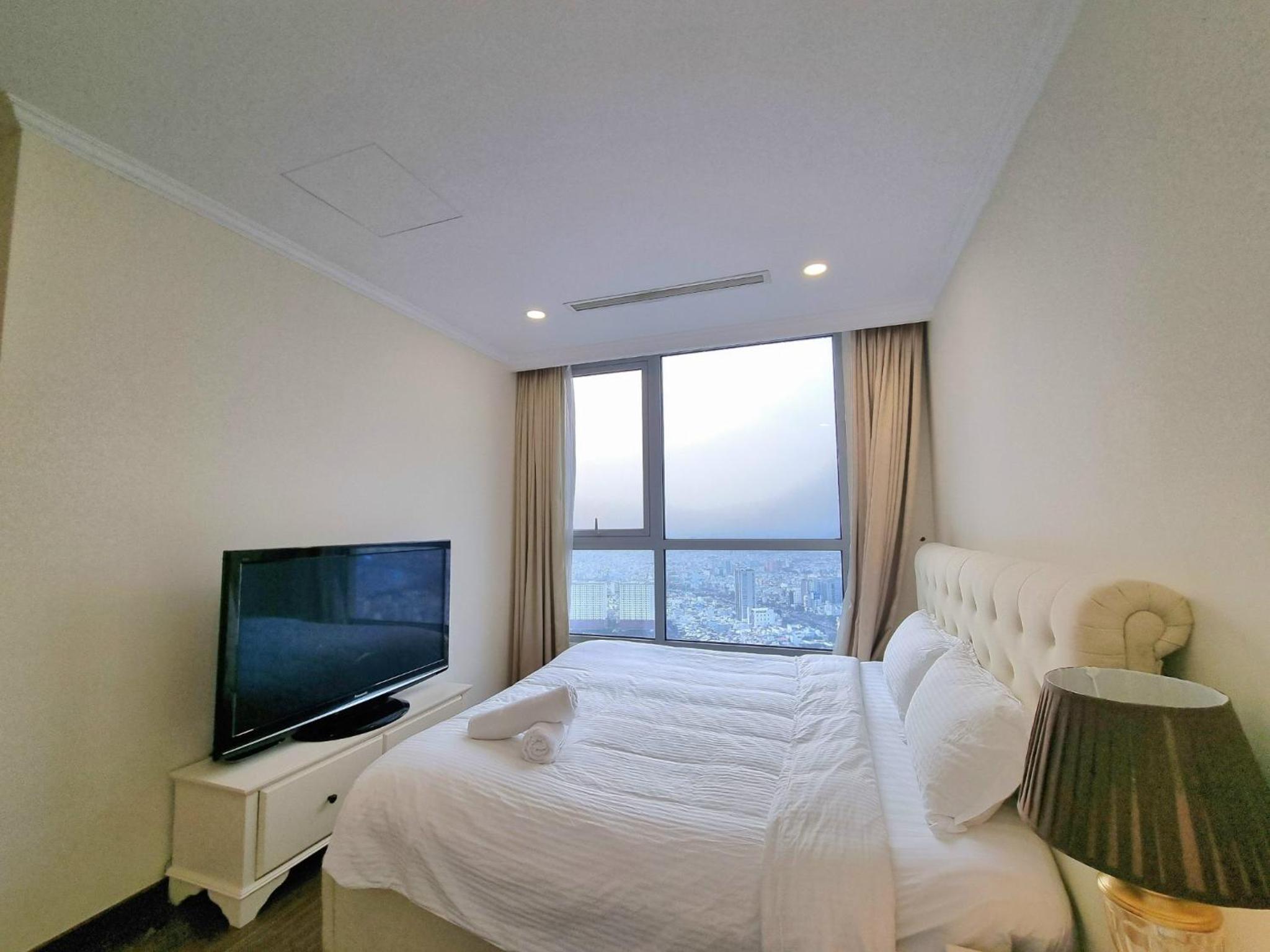 Vinhomes Central Park Luxury Apartment 1,2,3,4 bedroom, Landmark 81 area