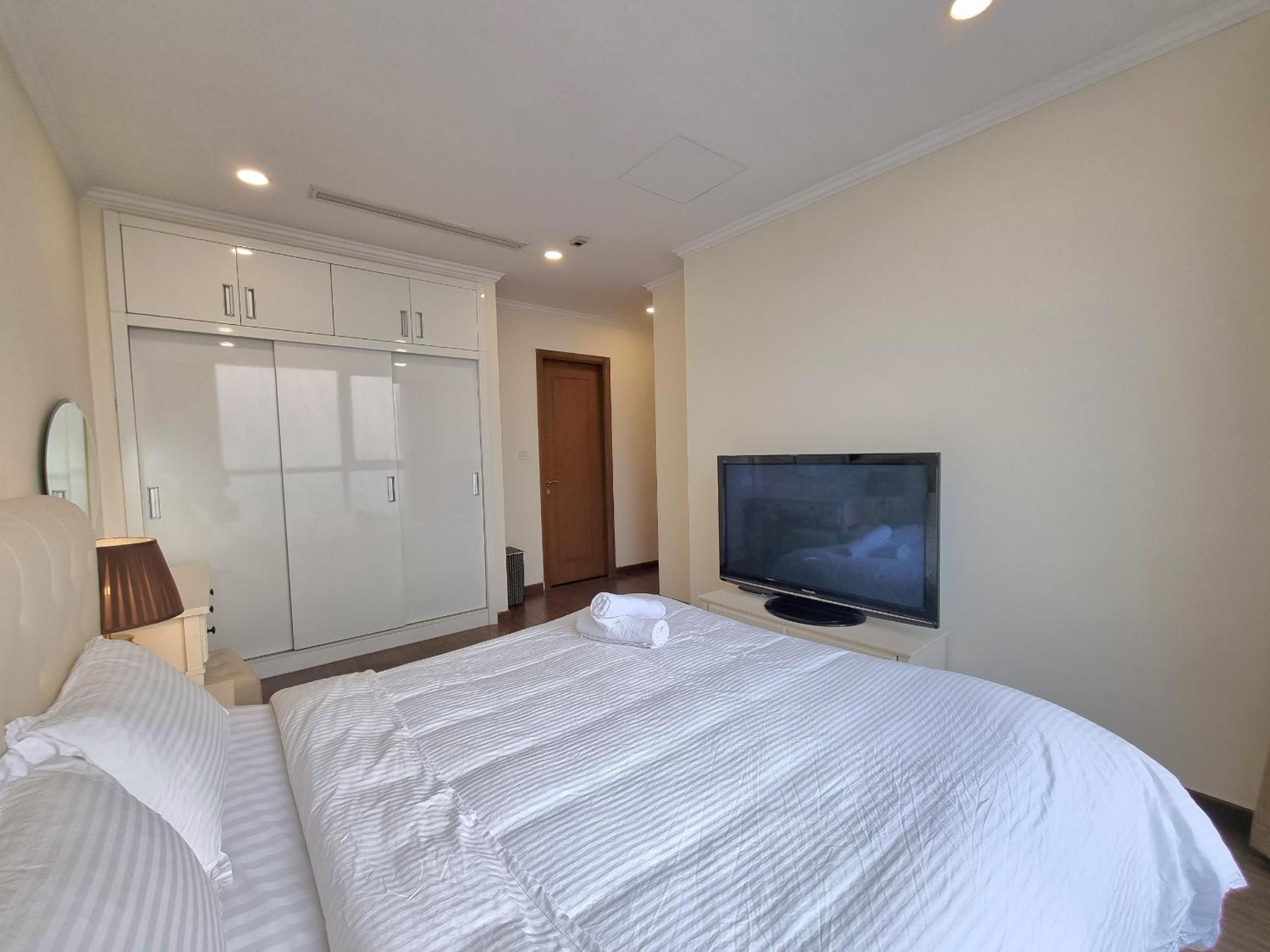 Vinhomes Central Park Luxury Apartment 1,2,3,4 bedroom, Landmark 81 area