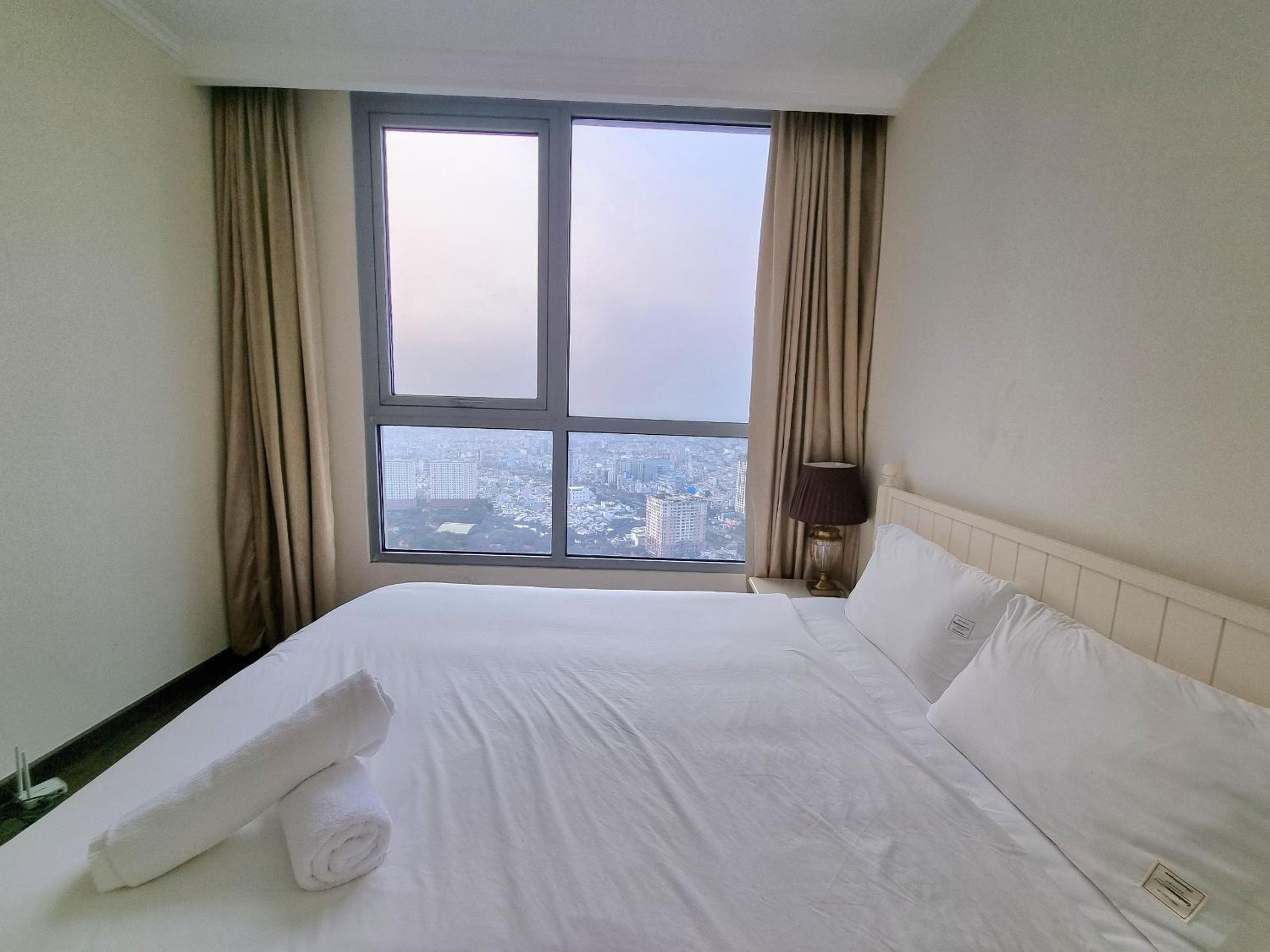 Vinhomes Central Park Luxury Apartment 1,2,3,4 bedroom, Landmark 81 area