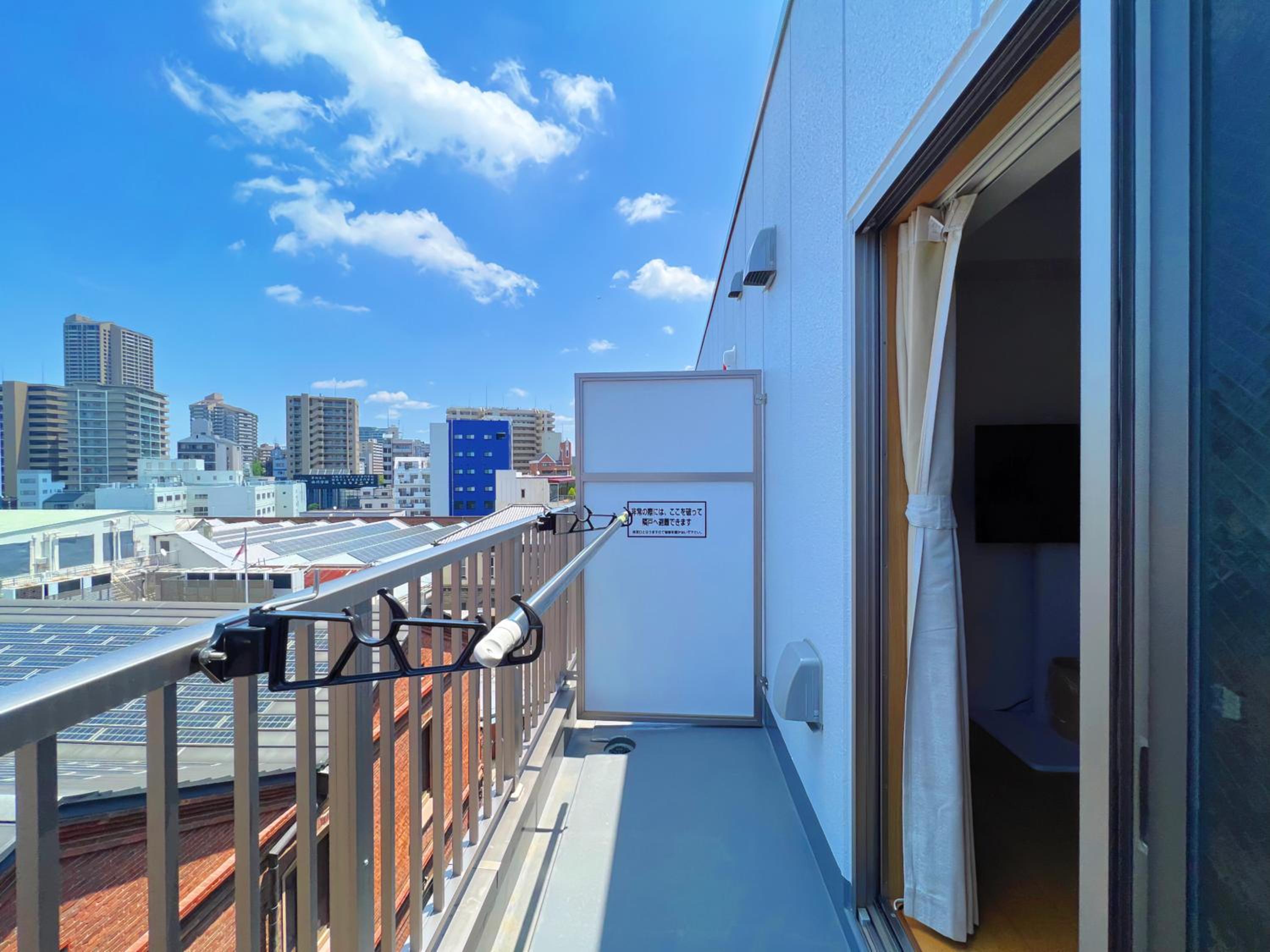 NALY. TENMA AFP Apartment