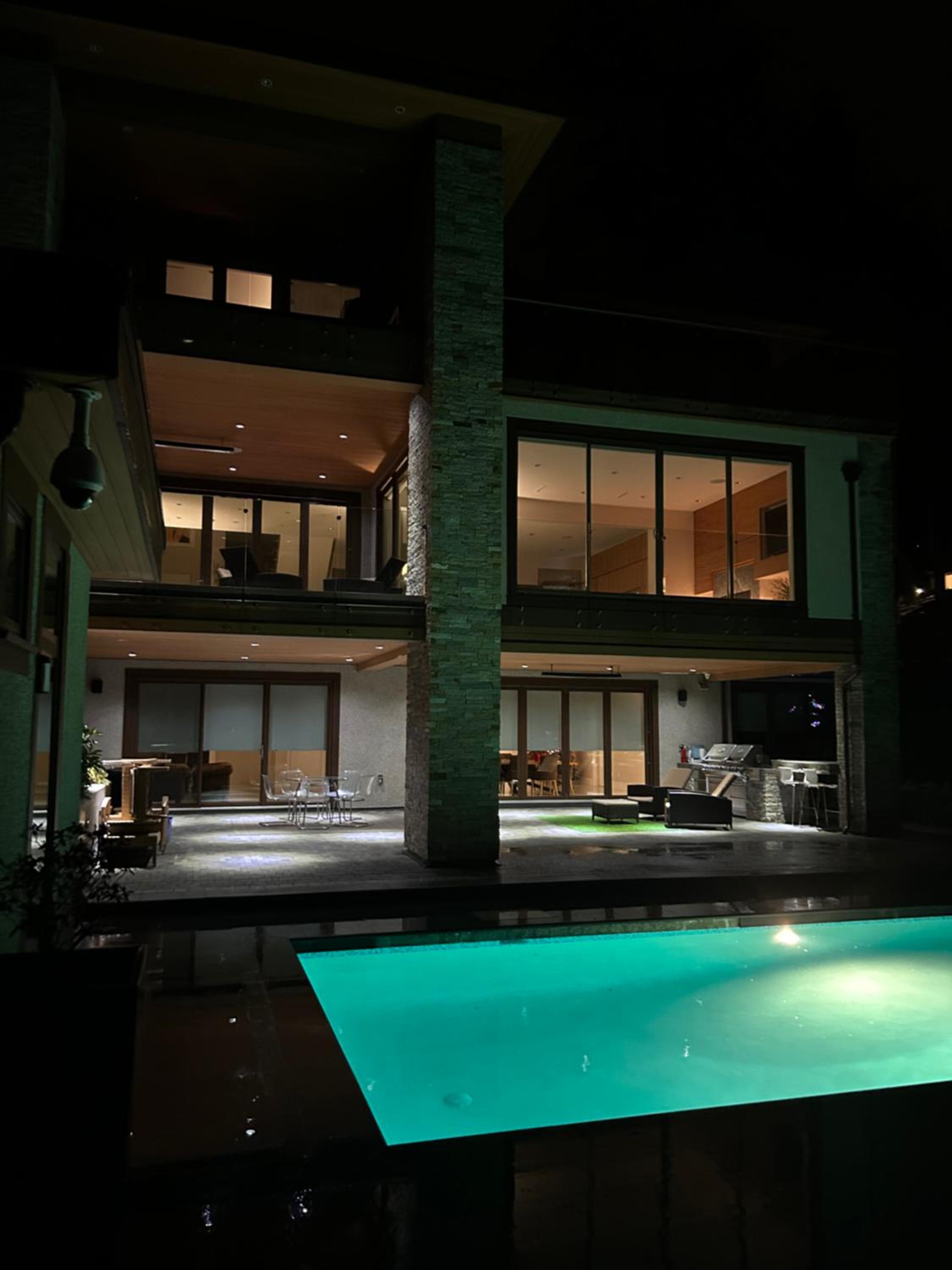 Luxury accomodation in West Vancouver