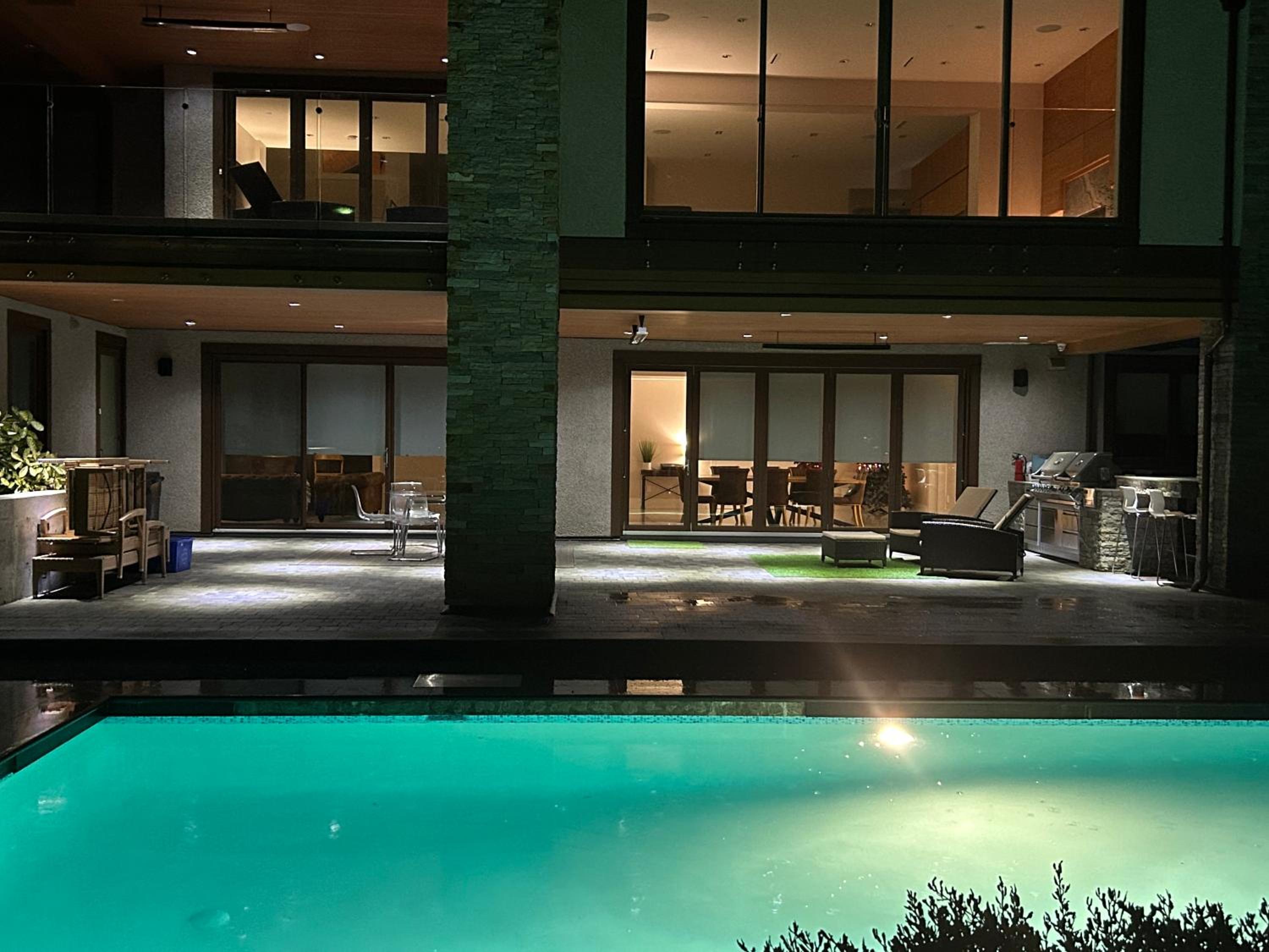 Luxury accomodation in West Vancouver