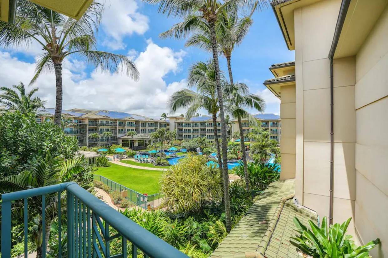 Condos in Waipouli Beach Resort view 2