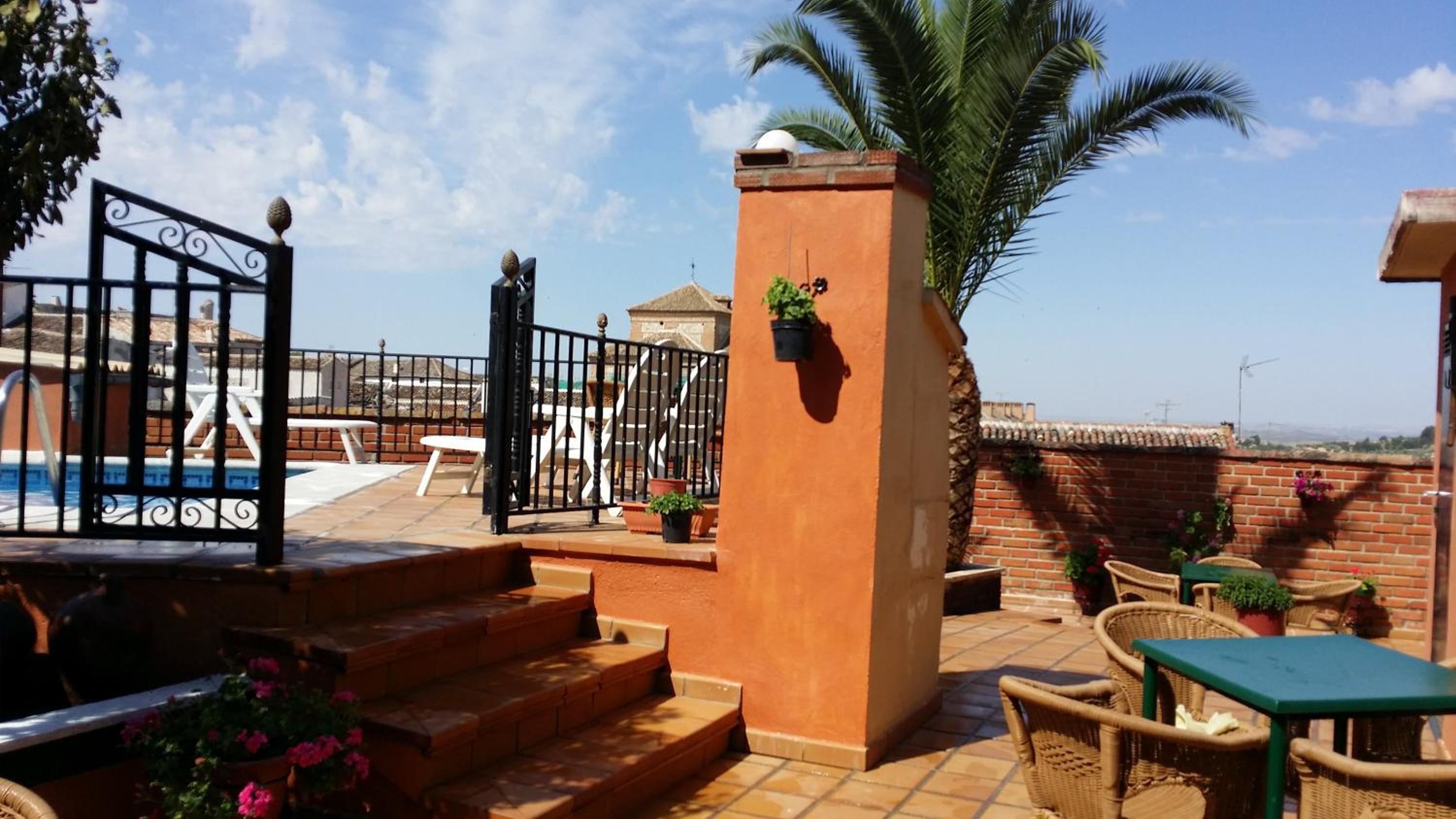 Hostal Chinchon view 3