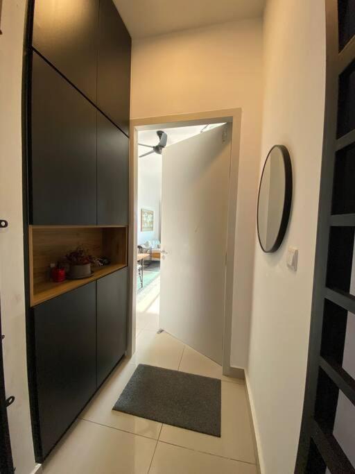 Netflix,Sauna,Jacuzzi,Karoke,Cat Friendly