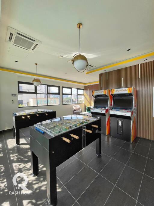 Netflix,Sauna,Jacuzzi,Karoke,Cat Friendly
