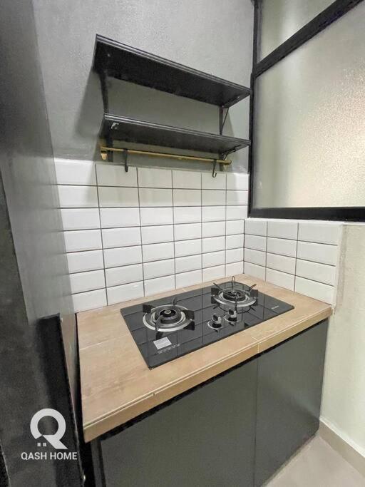Netflix,Sauna,Jacuzzi,Karoke,Cat Friendly