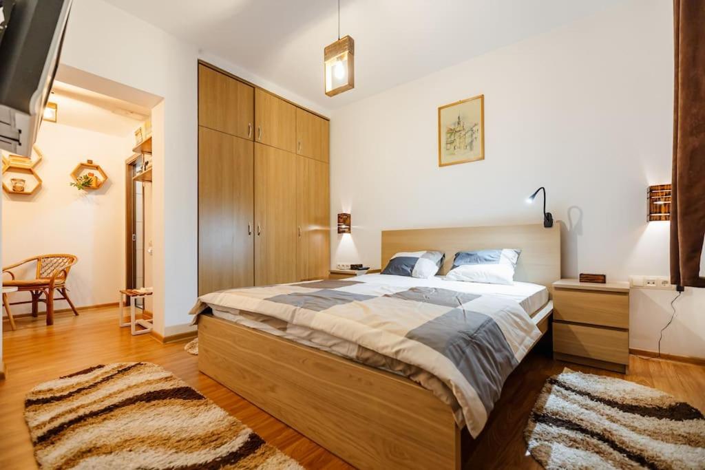Casa cu Turn view 3