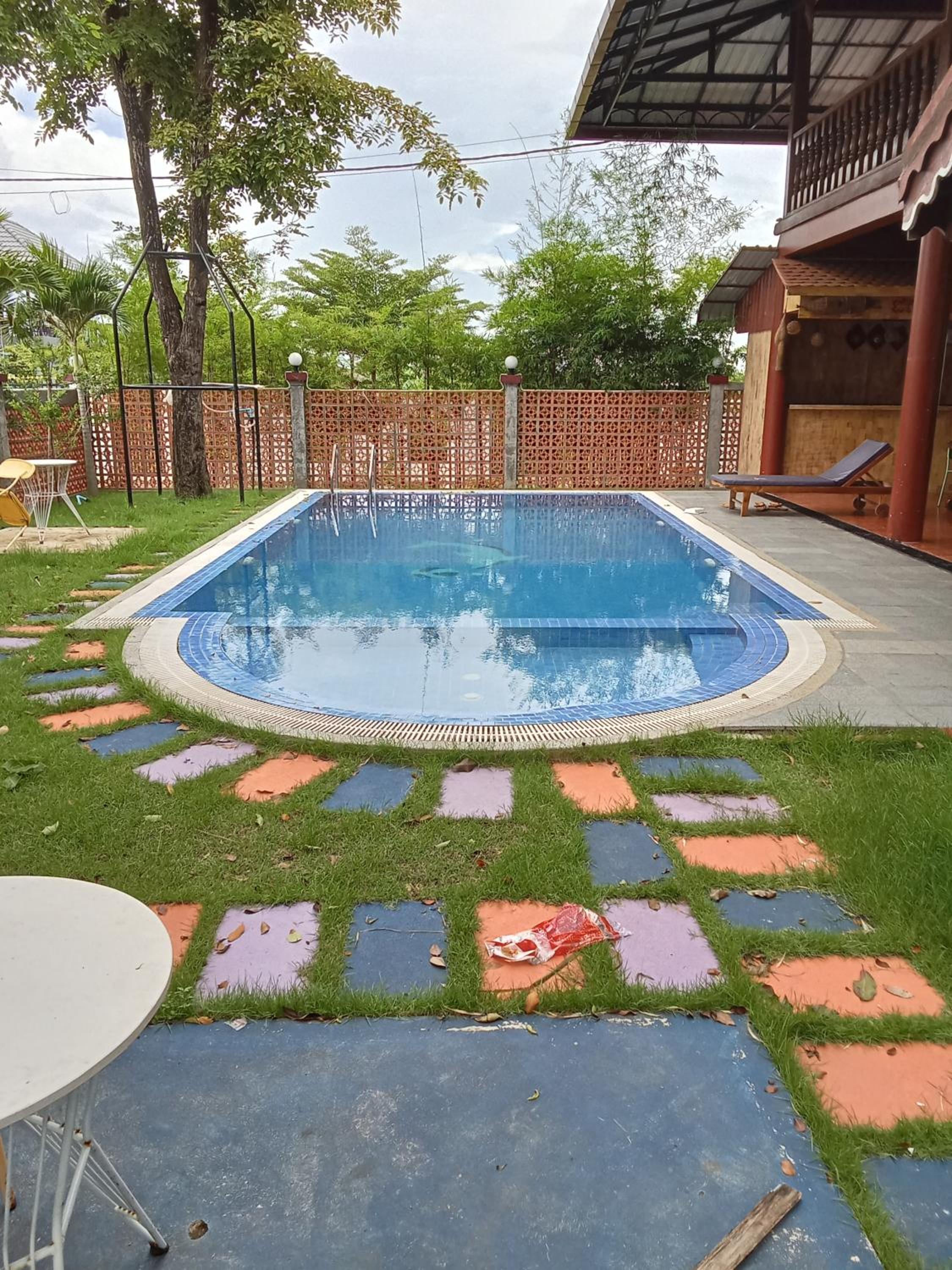 Photo 6