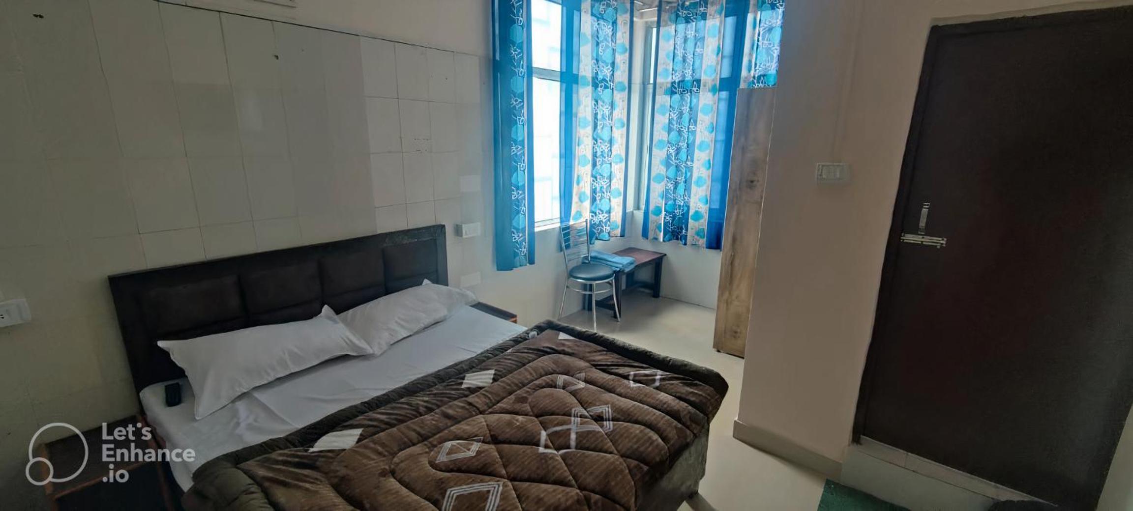 Apna Guest House Dehradun