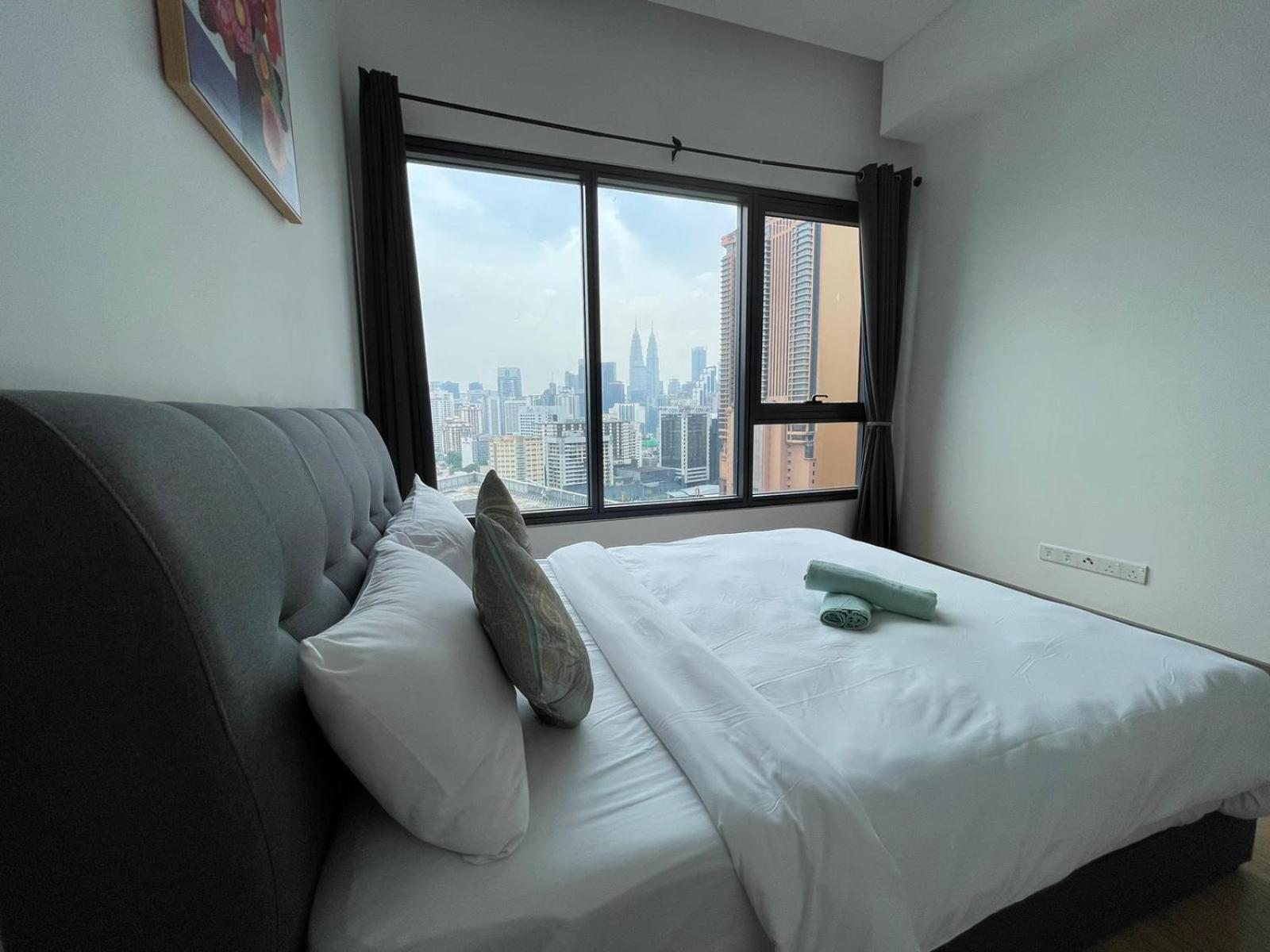Lucentia Residences BBCC by StayHere