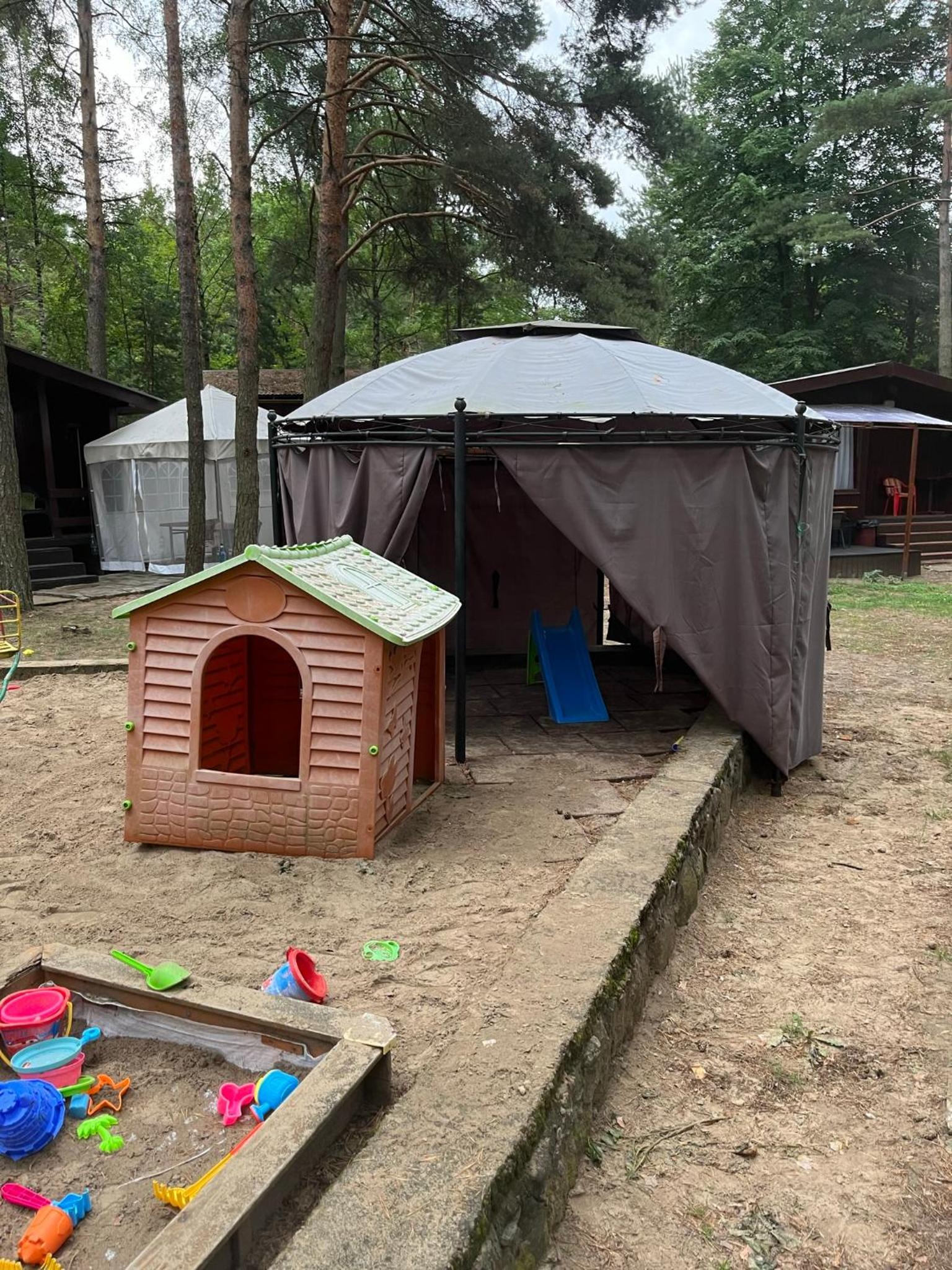 children's play area
