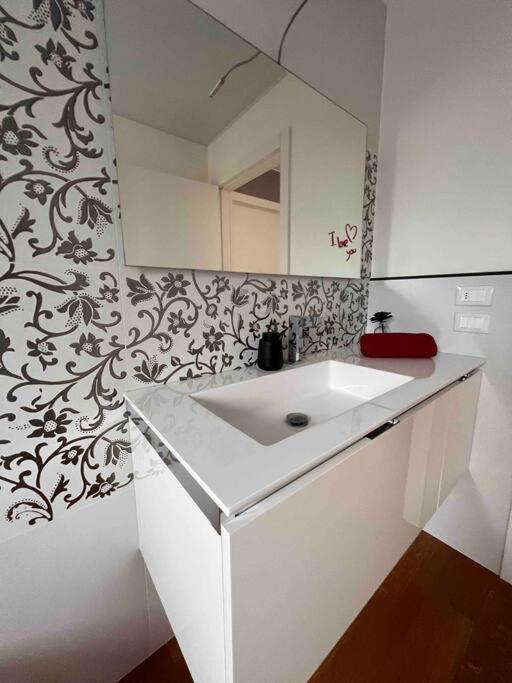 Casa Capelute en Udine — bathroom
