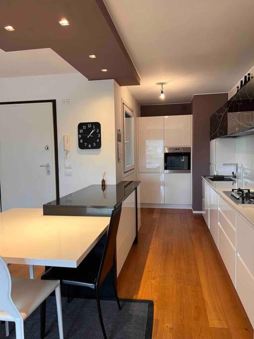 Casa Capelute en Udine — kitchen