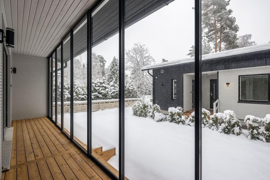 Semi-detached Scandinavian house with great location