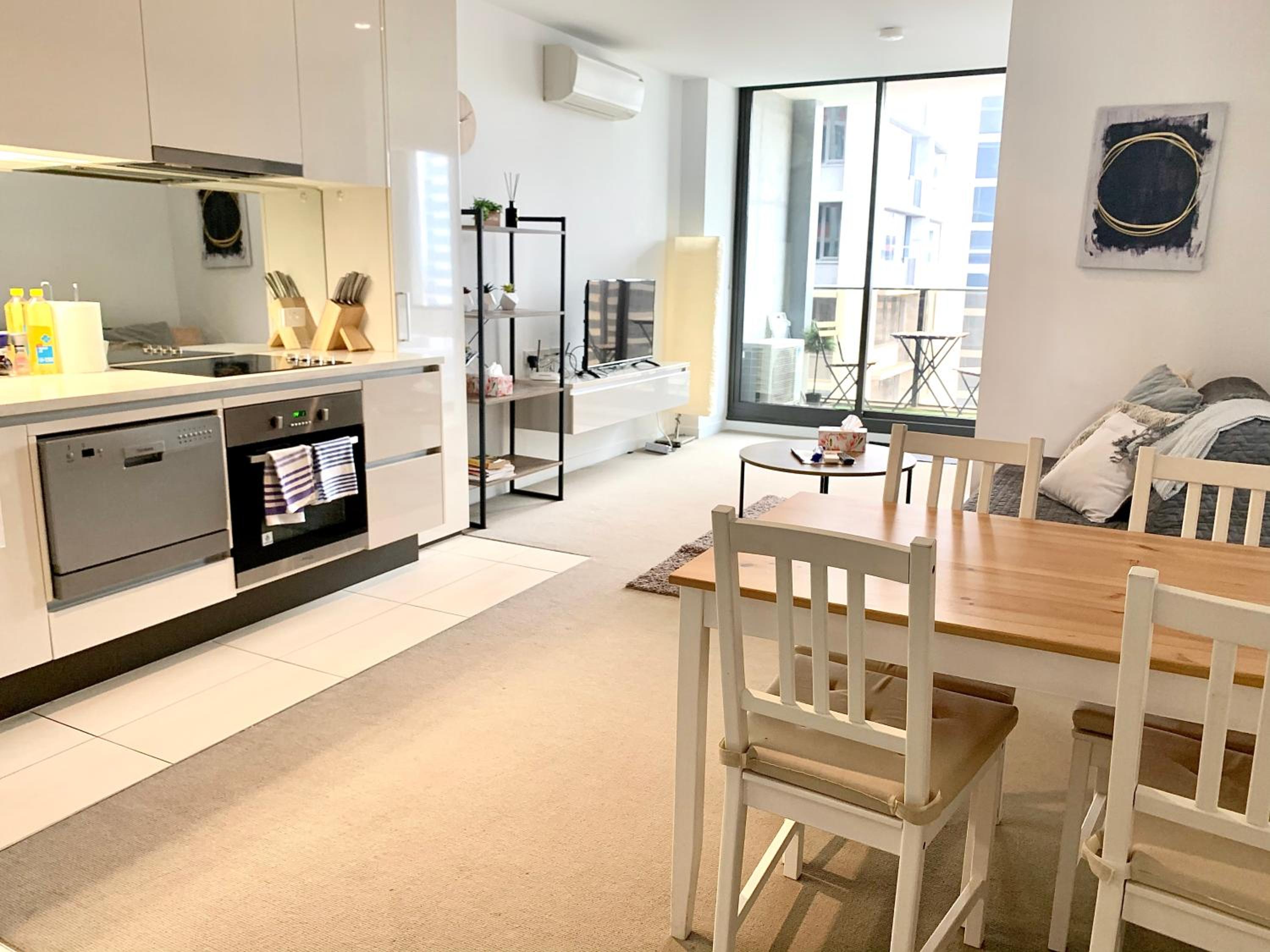 ReadySet Apartments at Madison
