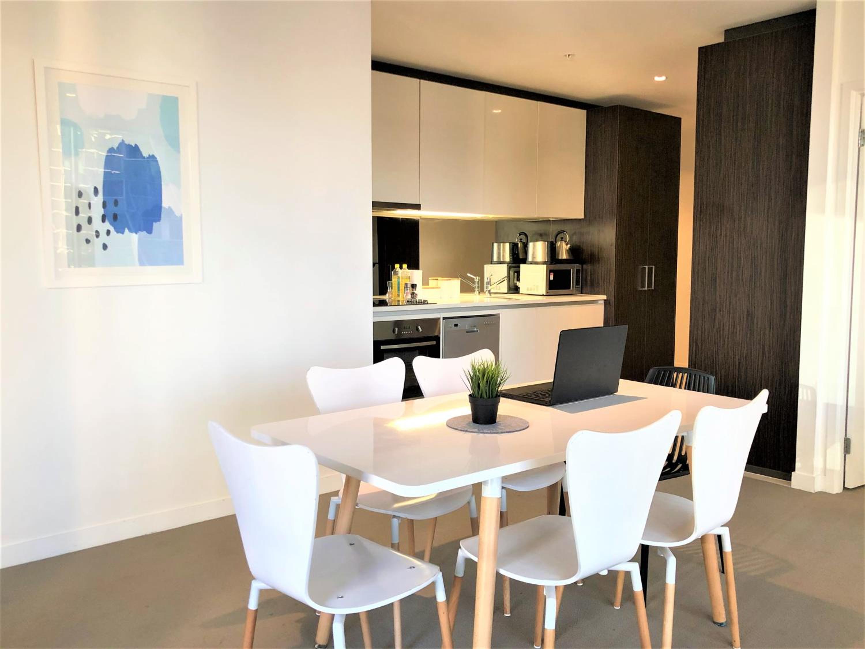 ReadySet Apartments at Madison