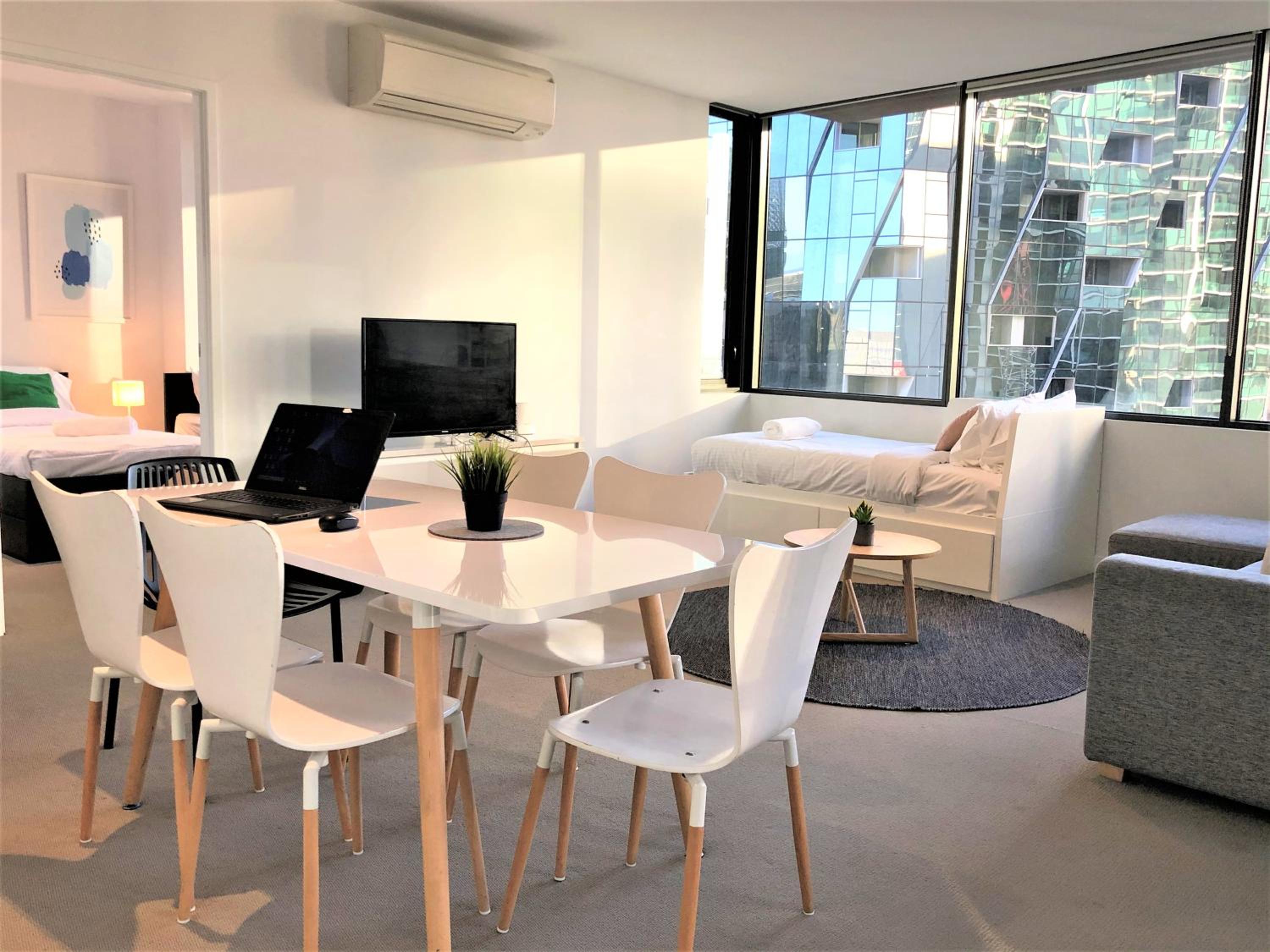 ReadySet Apartments at Madison