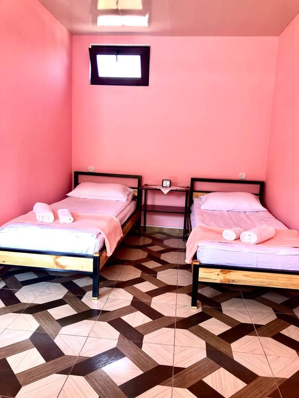 VaLiVa Sanahin Guest House