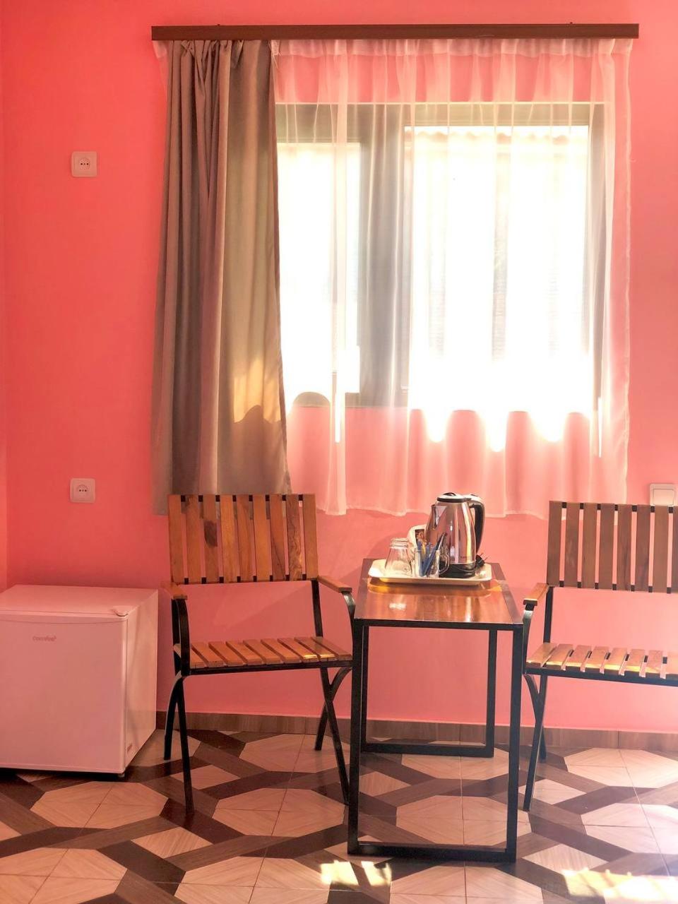 VaLiVa Sanahin Guest House
