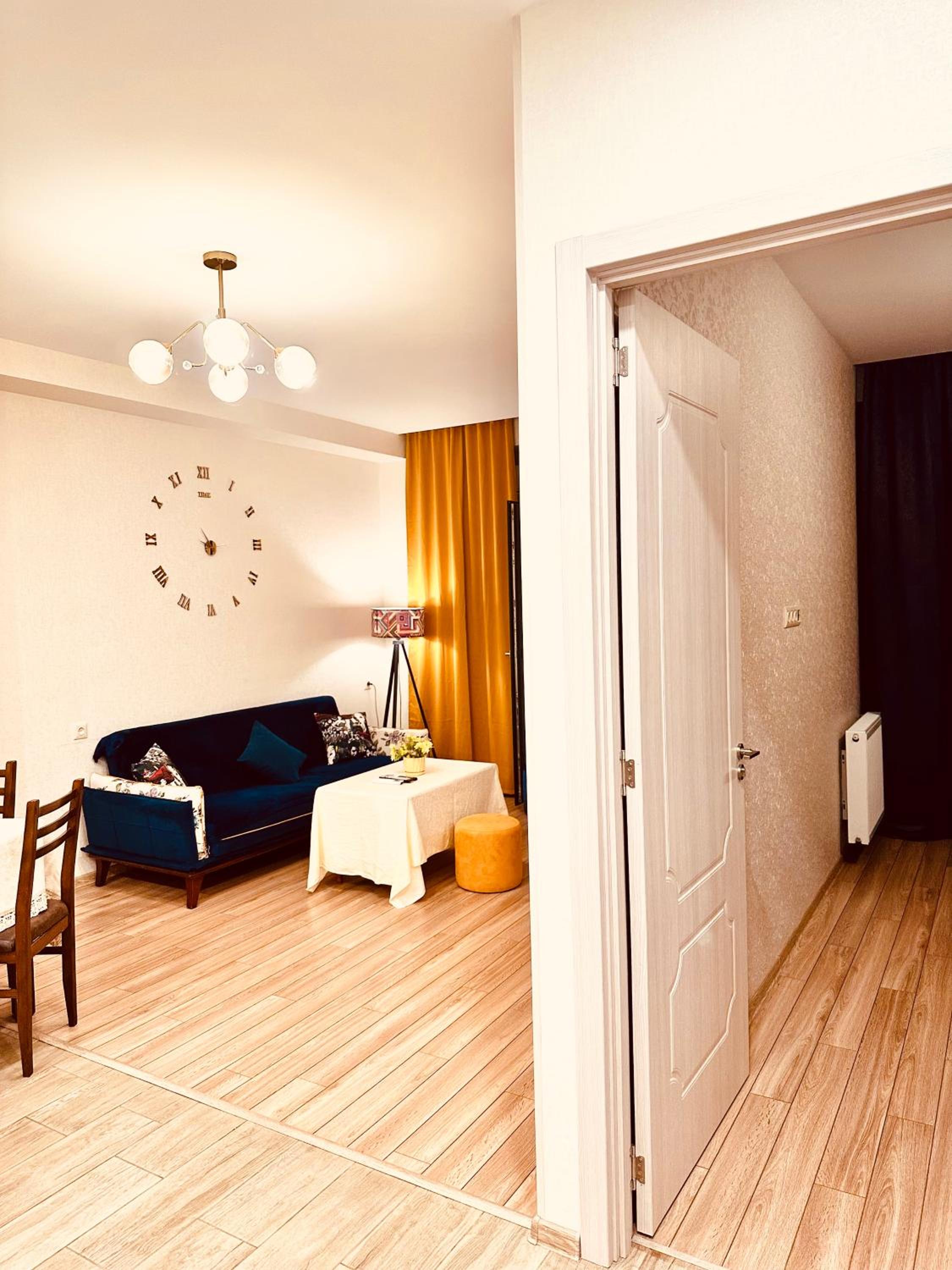 Label Apartment