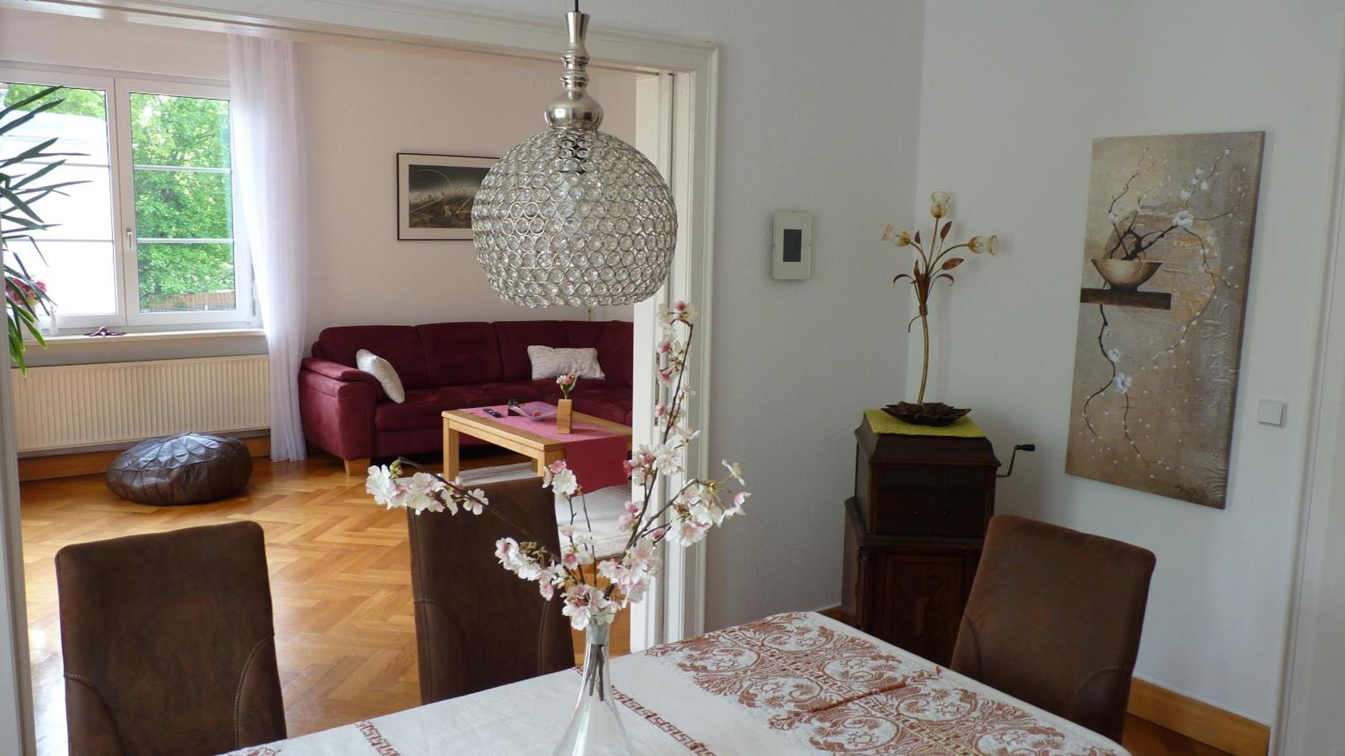 Ferienwohnung & Apartment Kunsthaus Panorama mit Balkon