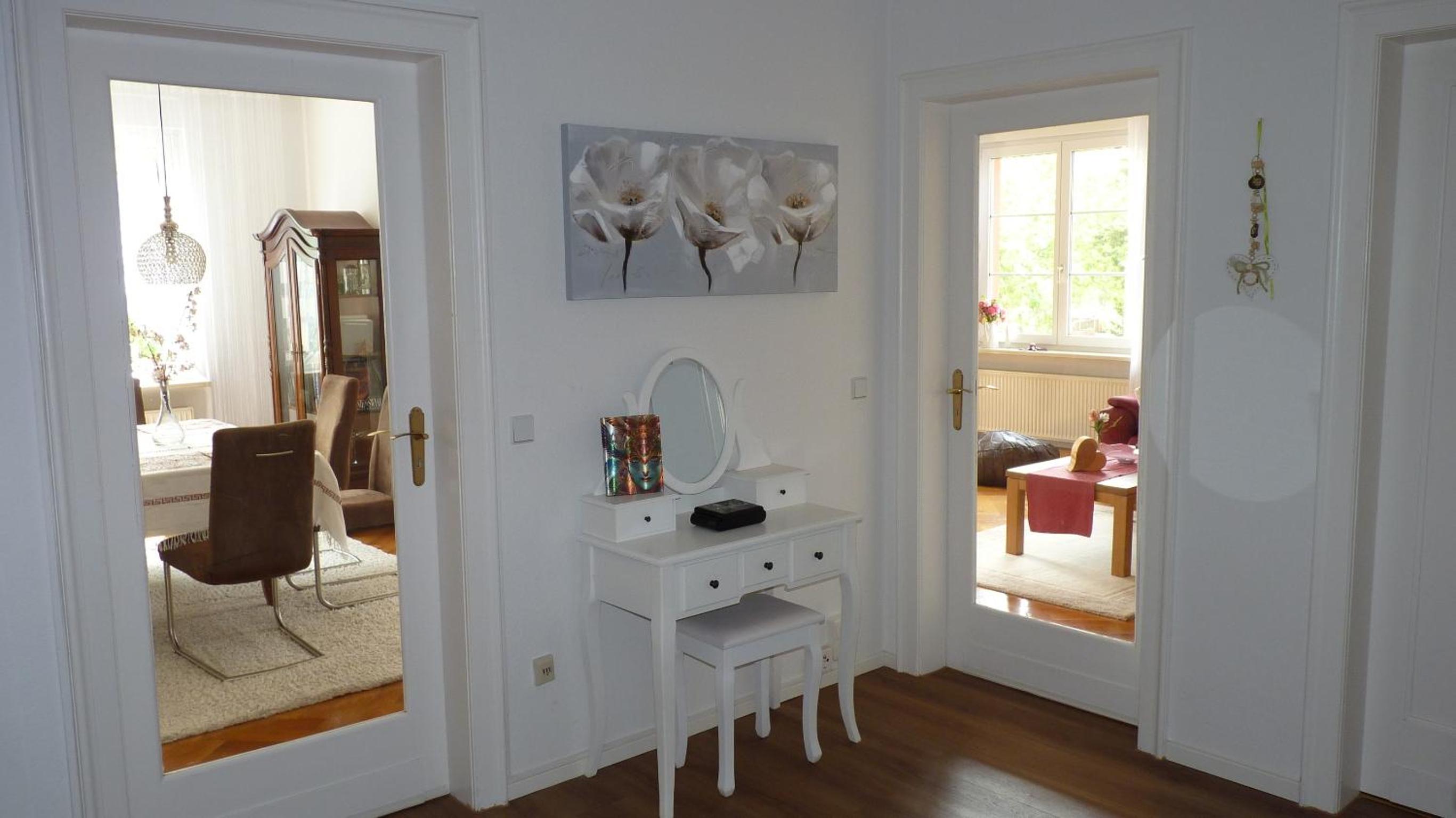 Ferienwohnung & Apartment Kunsthaus Panorama mit Balkon
