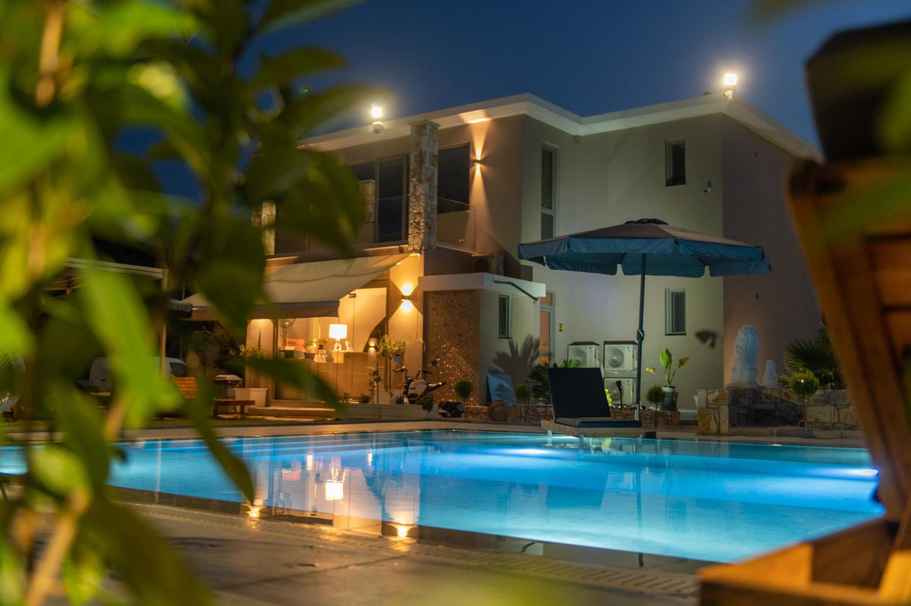 Charisma Luxury Suite & Rooms photo 5