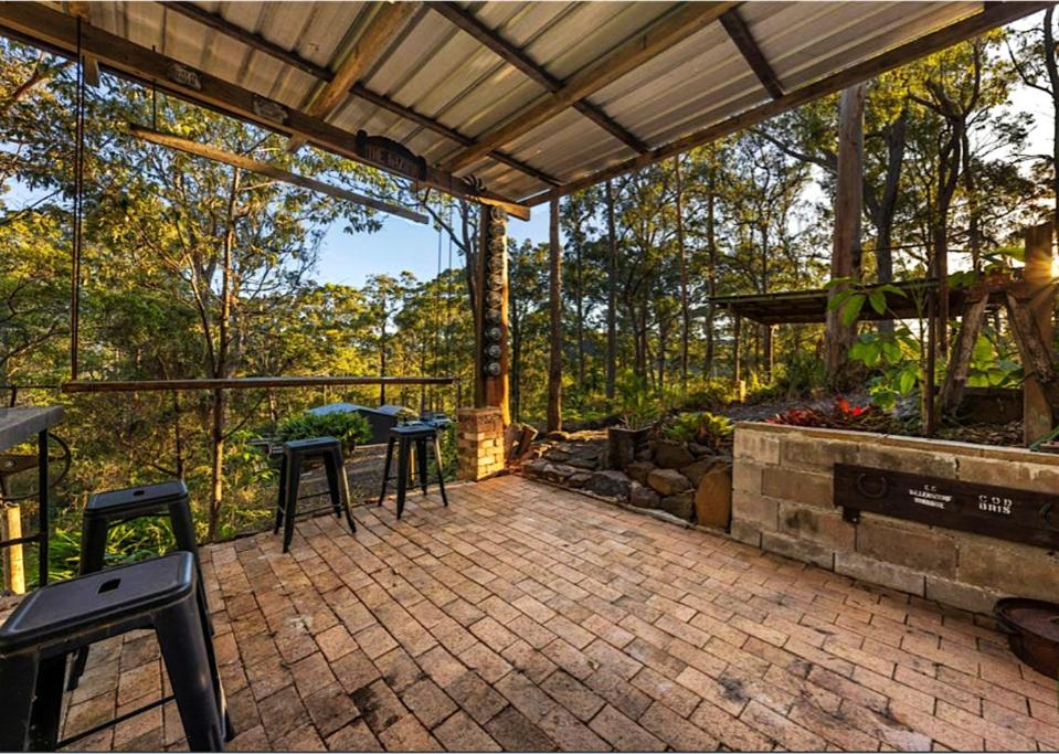 Hunchy Escape - Hinterland Pet Friendly!
