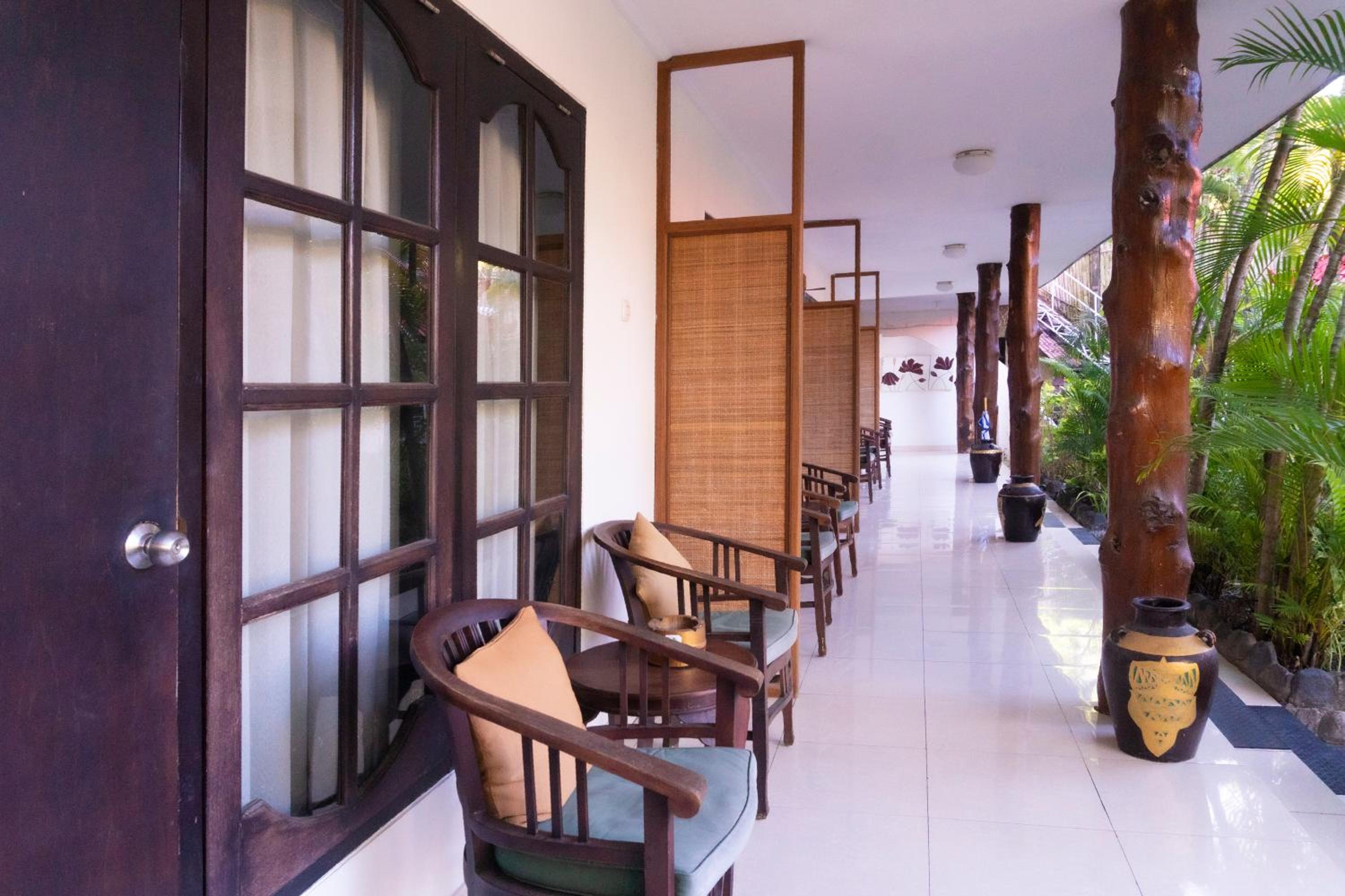 Sarinande Hotel