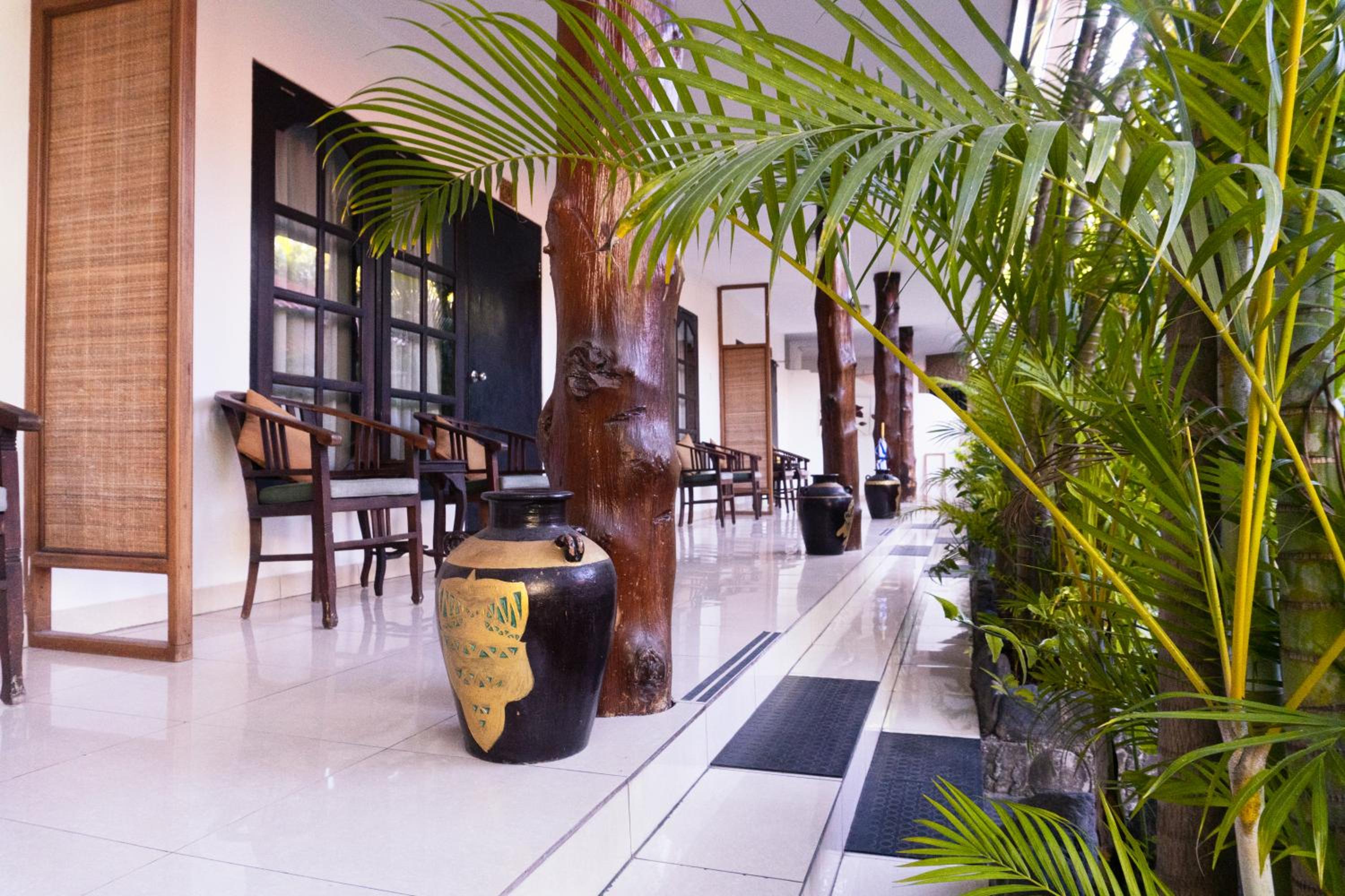 Sarinande Hotel - Image 2
