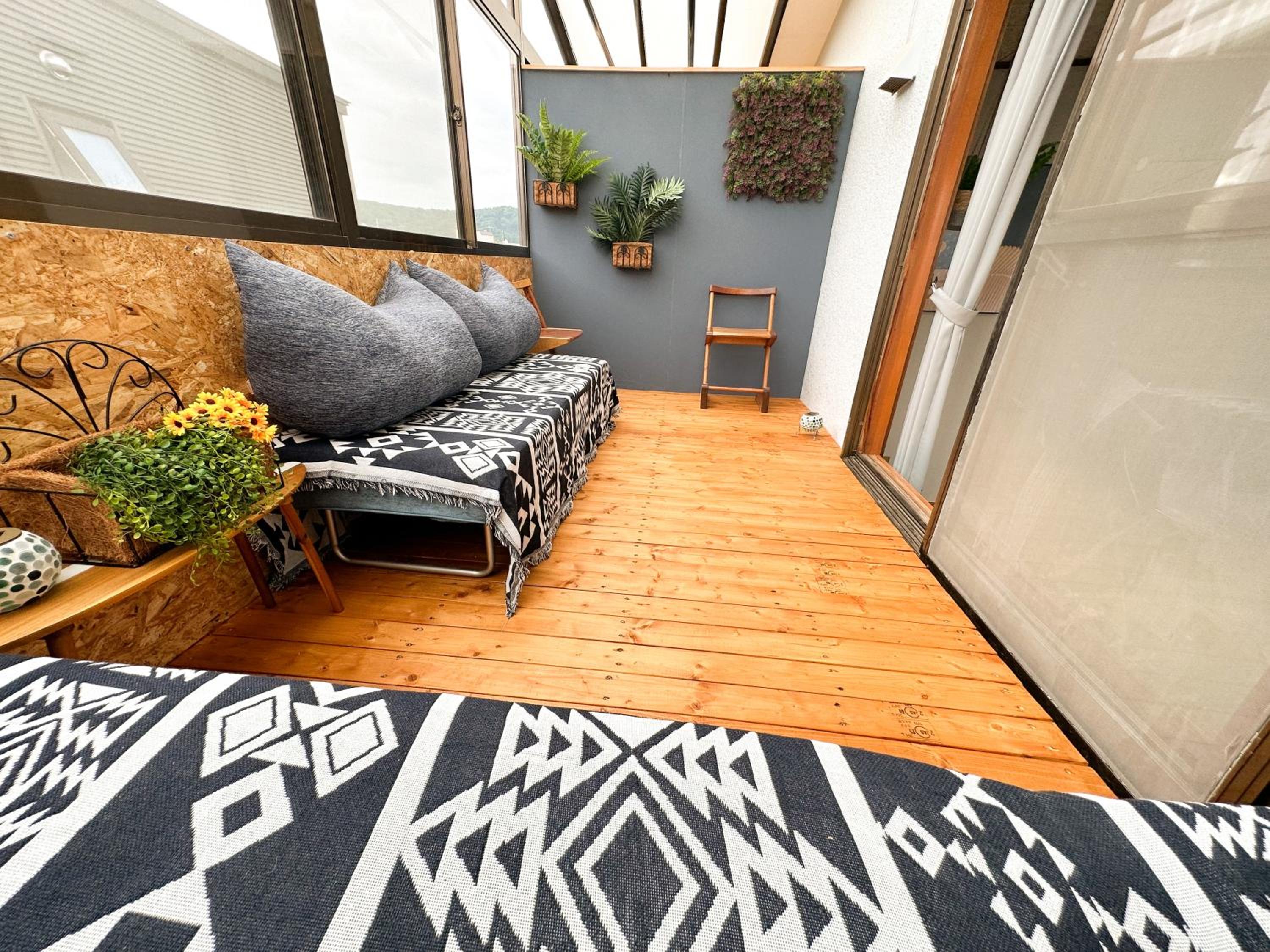 balance & terrace