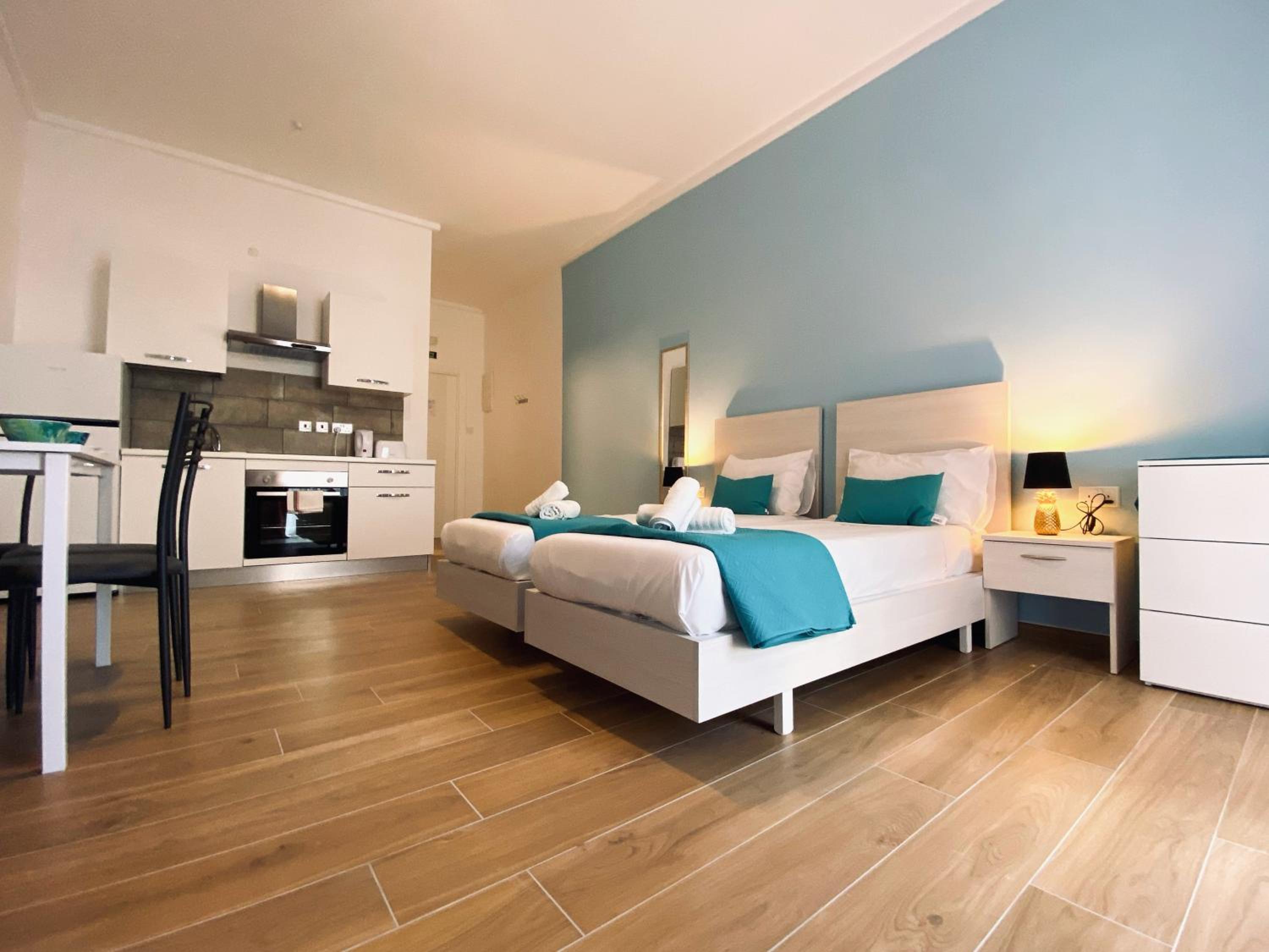 Miami Apartments photo 2