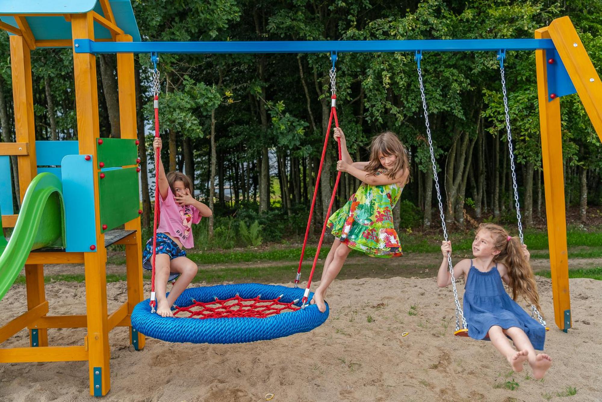 Przystań Jeziorany - pokoje nad jeziorem