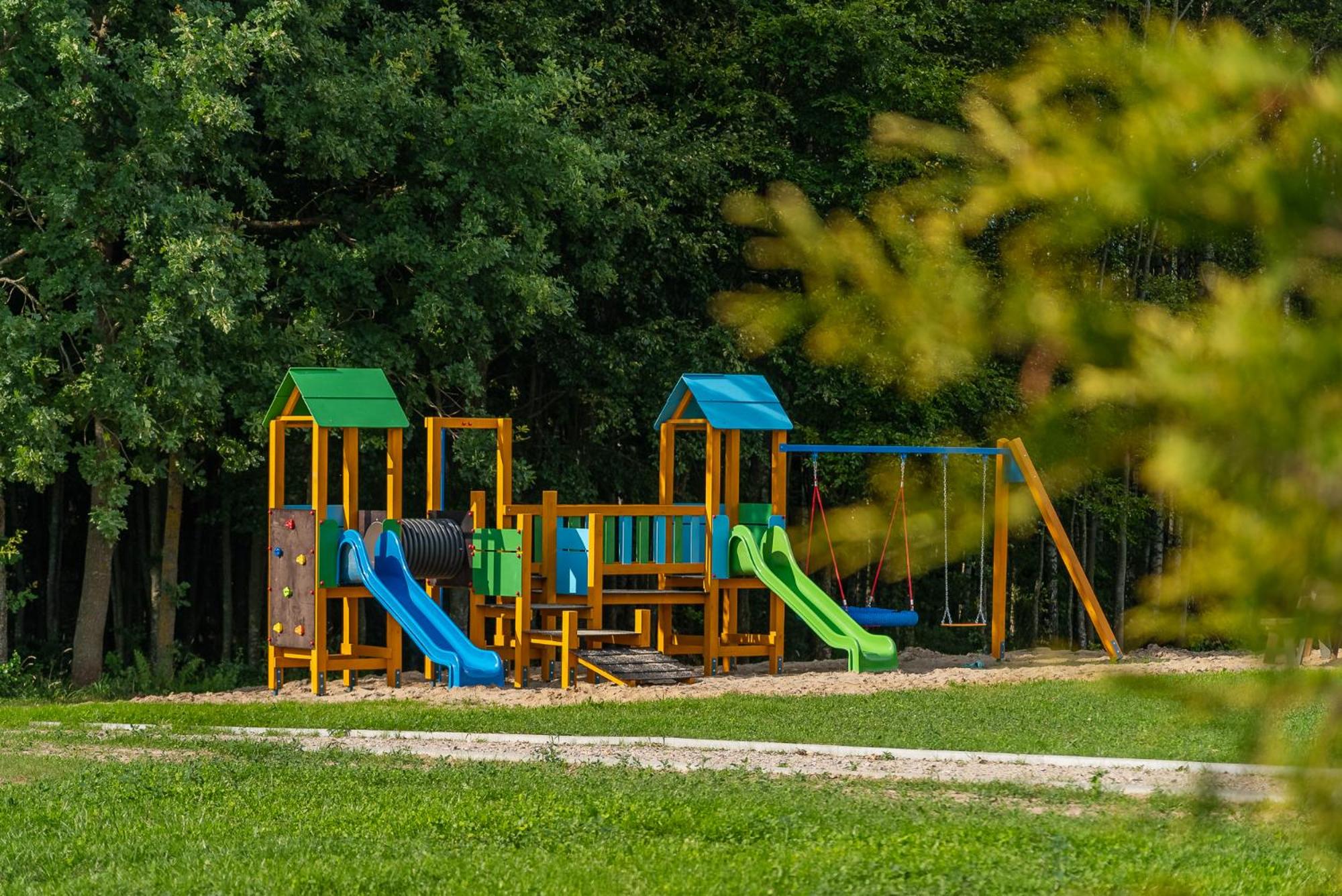 Przystań Jeziorany - pokoje nad jeziorem