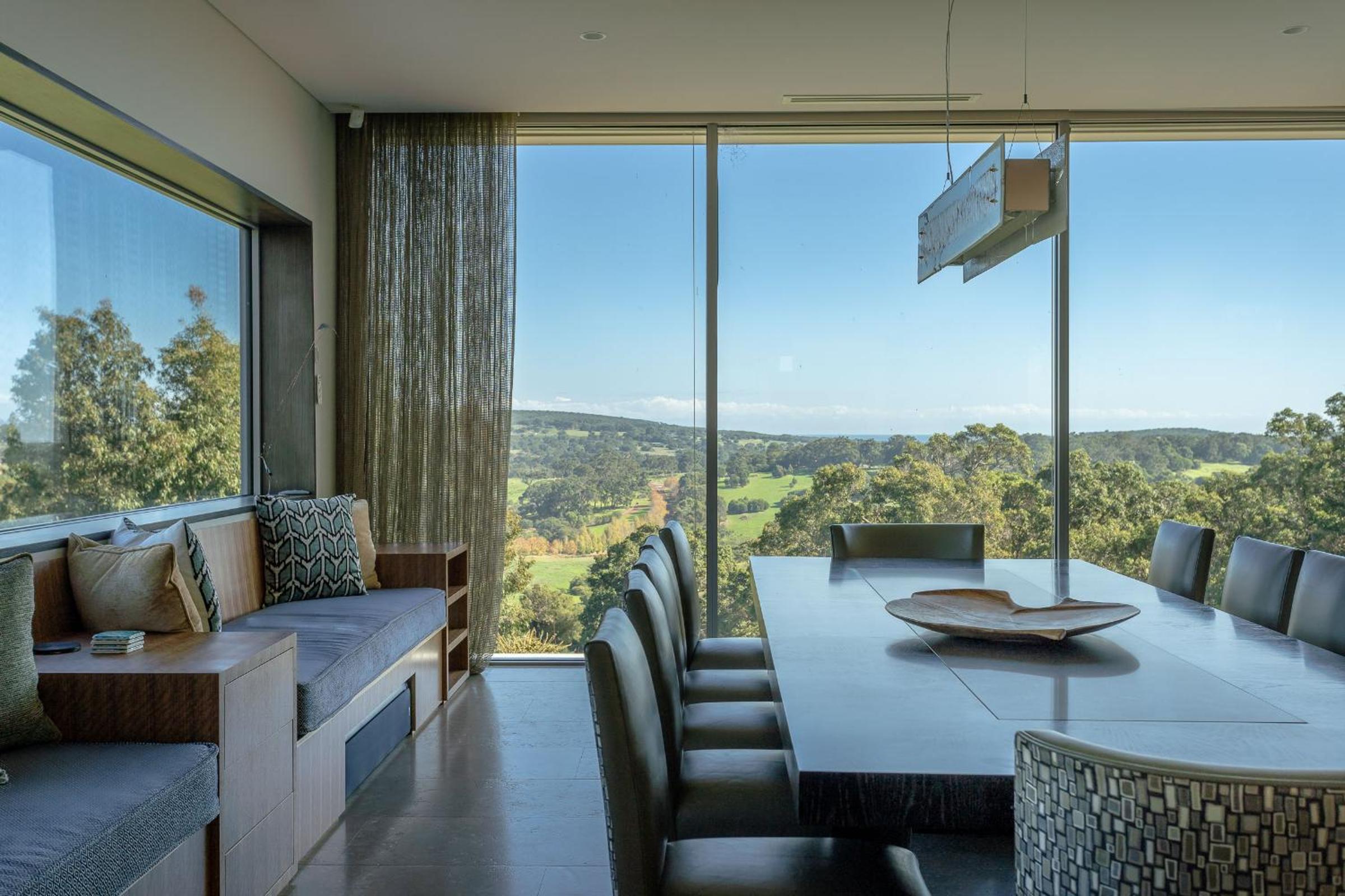 Ithaca I Private Properties