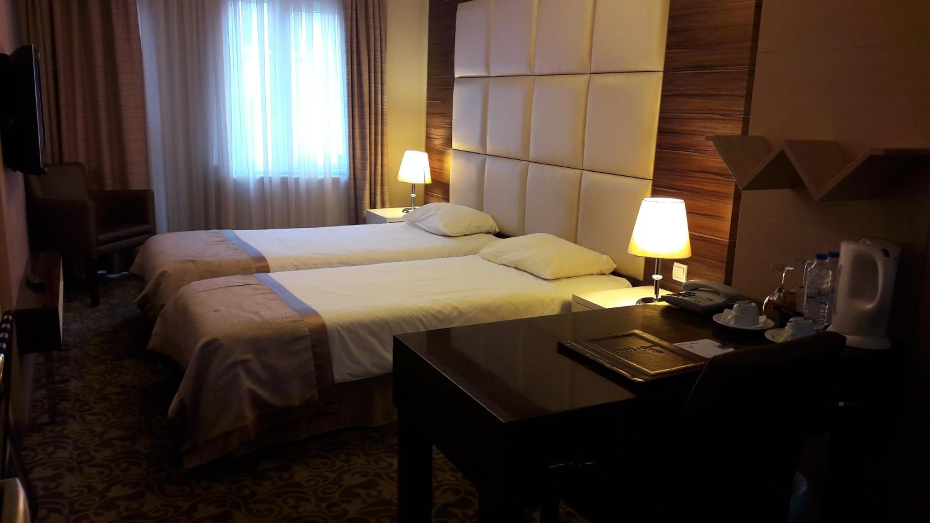 Derpa Otel - Image 63