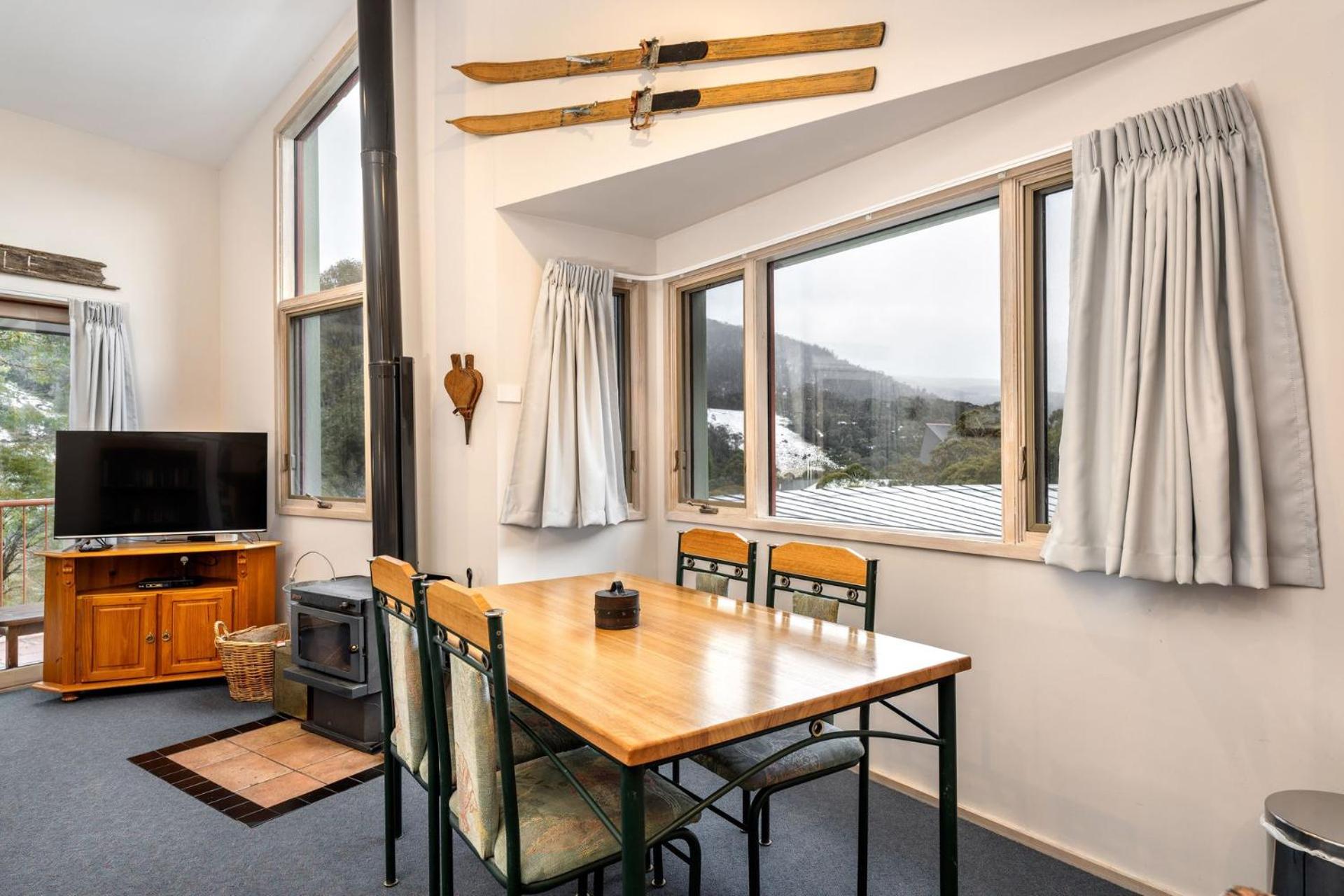 Hotel Lhotsky 2 Bedroom with fireplace and sweeping mountain view - Image 1