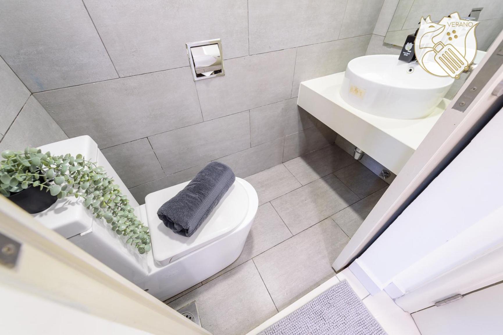 Zen-Inspired Duplex Luxury 6Pax, Arte Mont Kiara by Verano