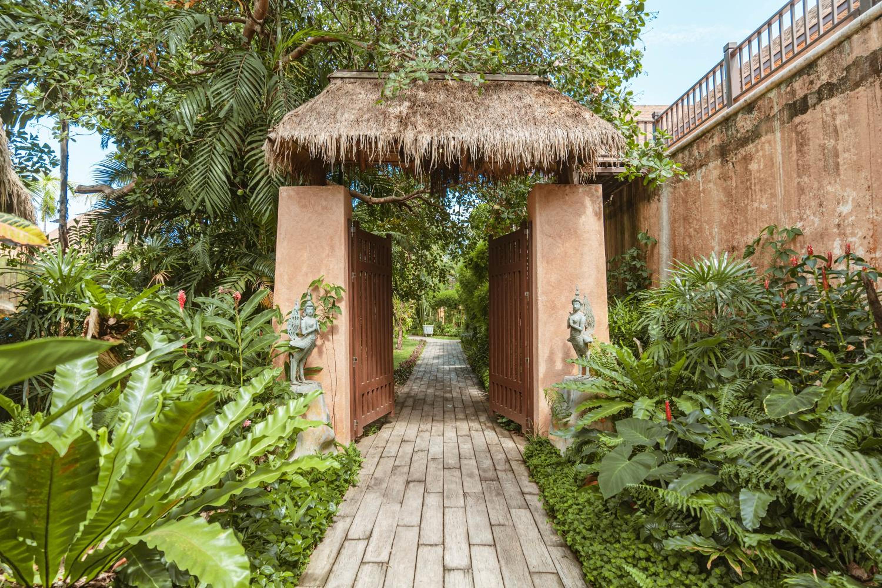 High Season Pool Villa & Spa