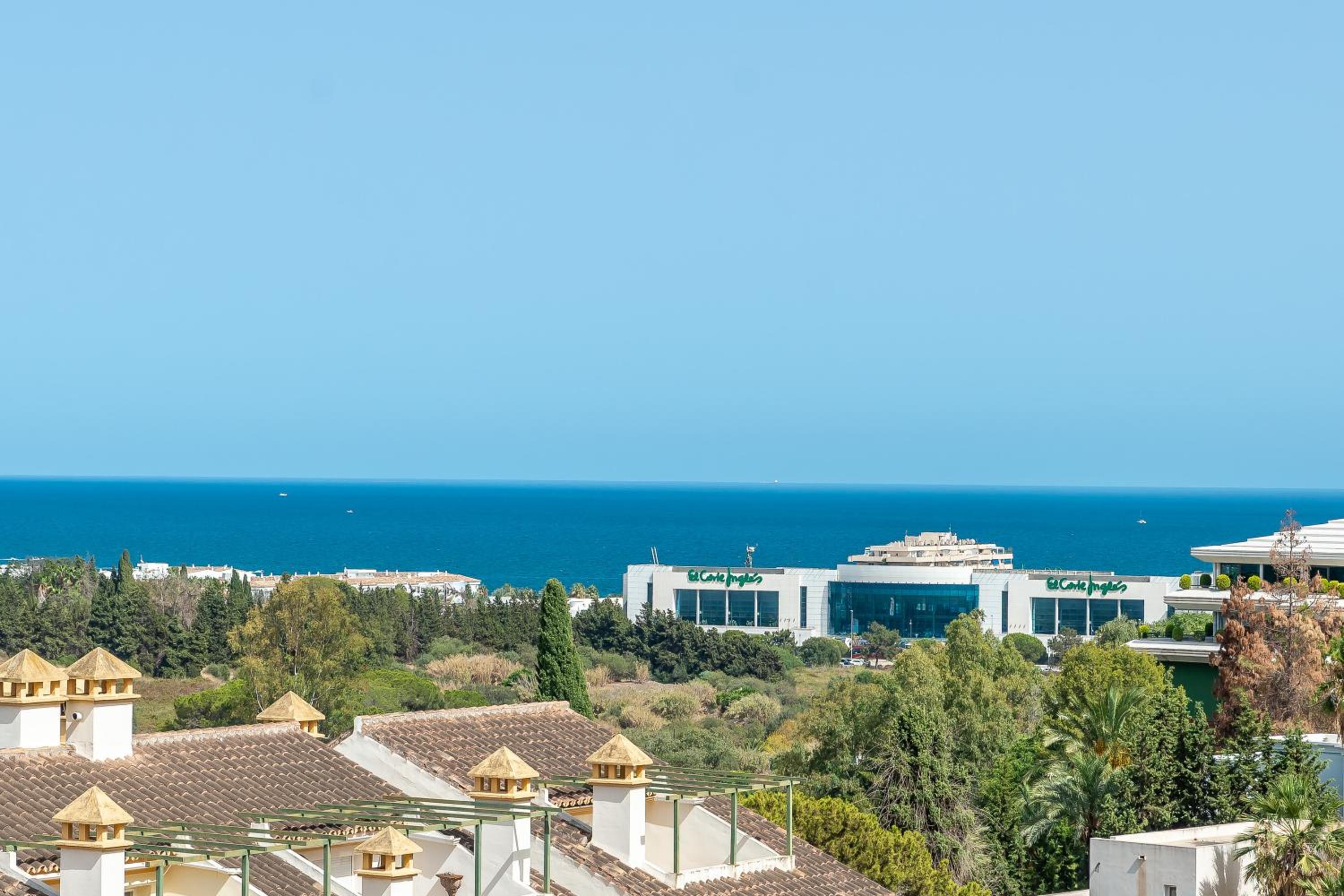 Señorio de Aloha in Puerto Banus