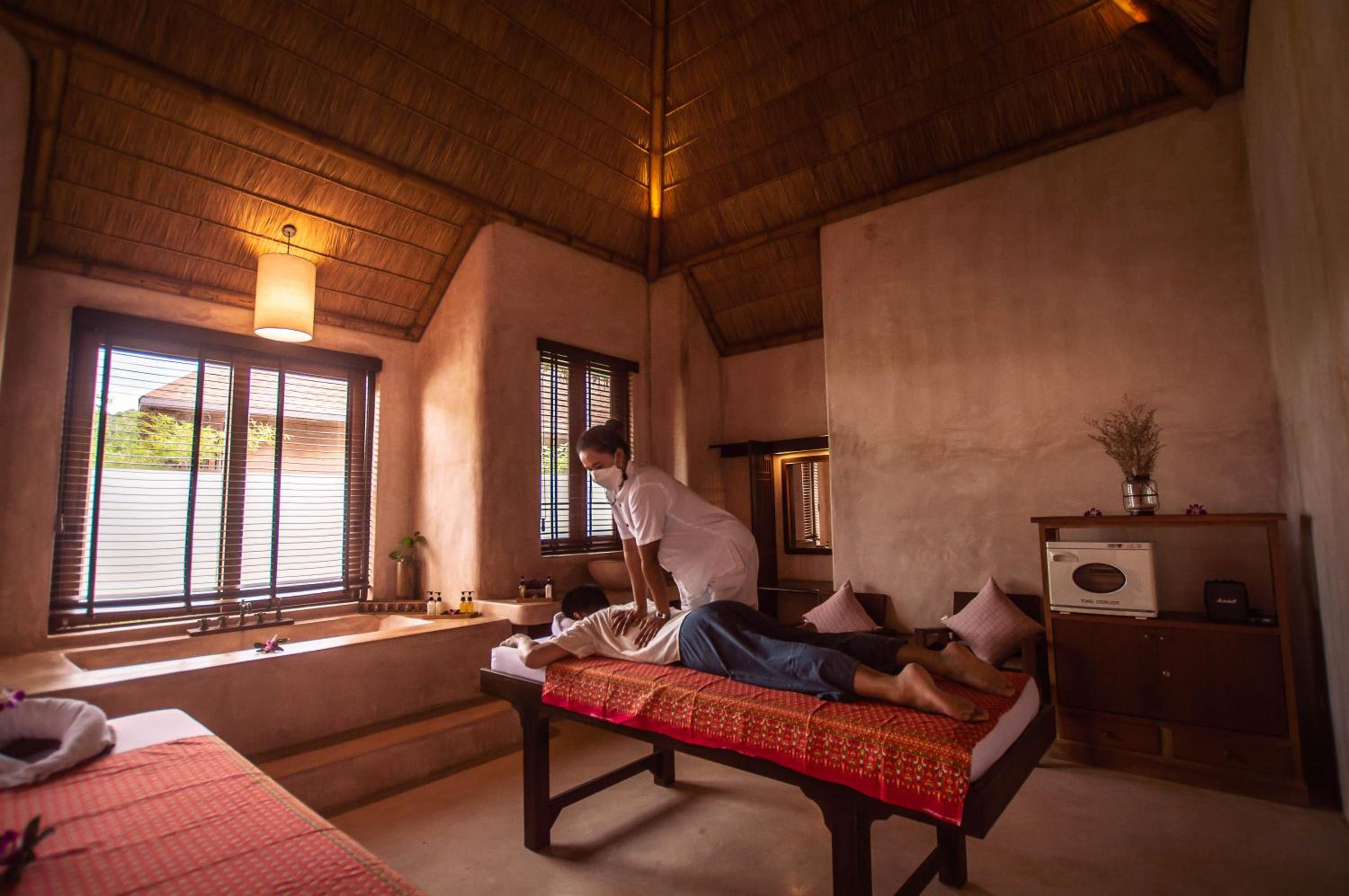 High Season Pool Villa & Spa